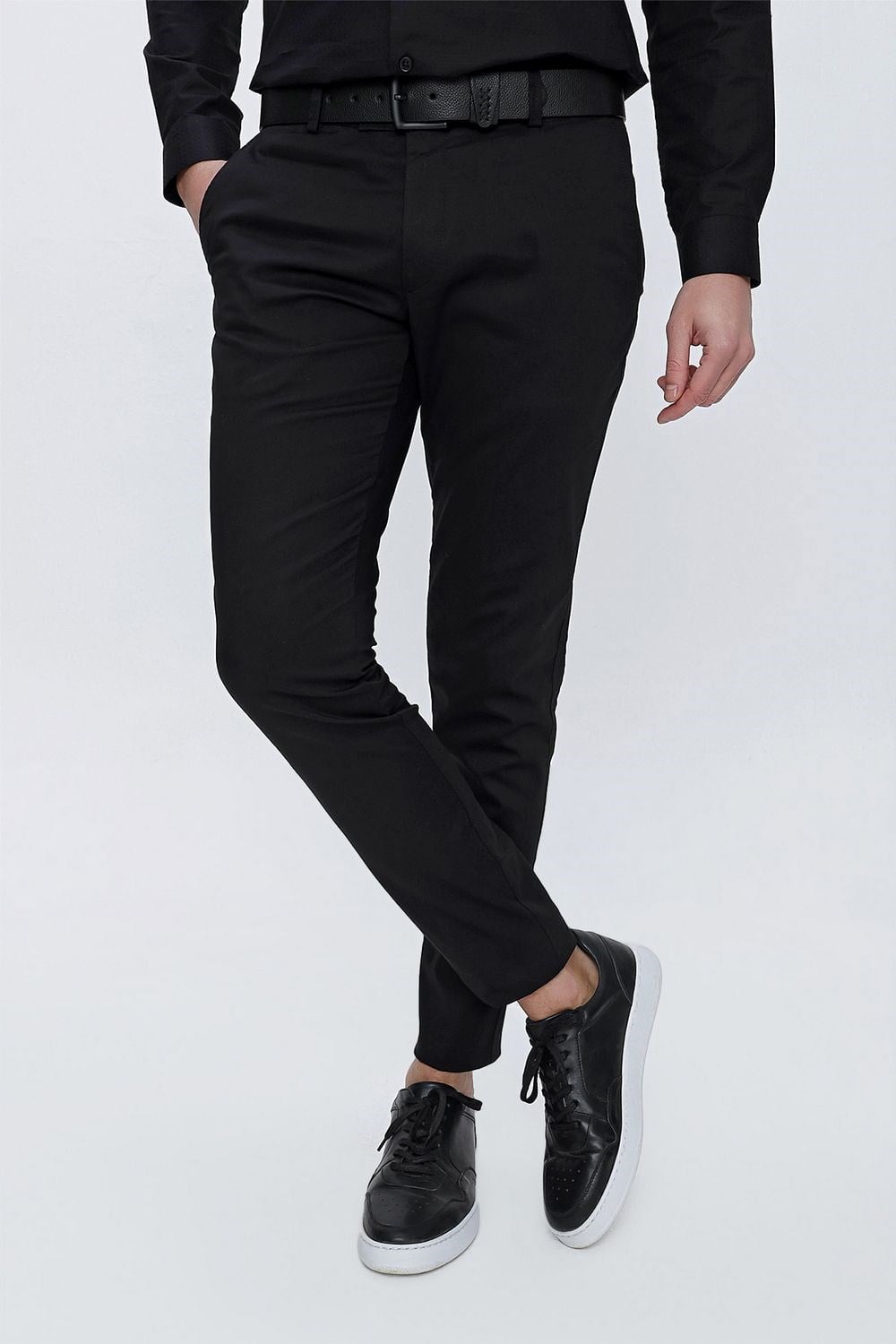 P 1112 Slim Fit Siyah Spor Pantolon