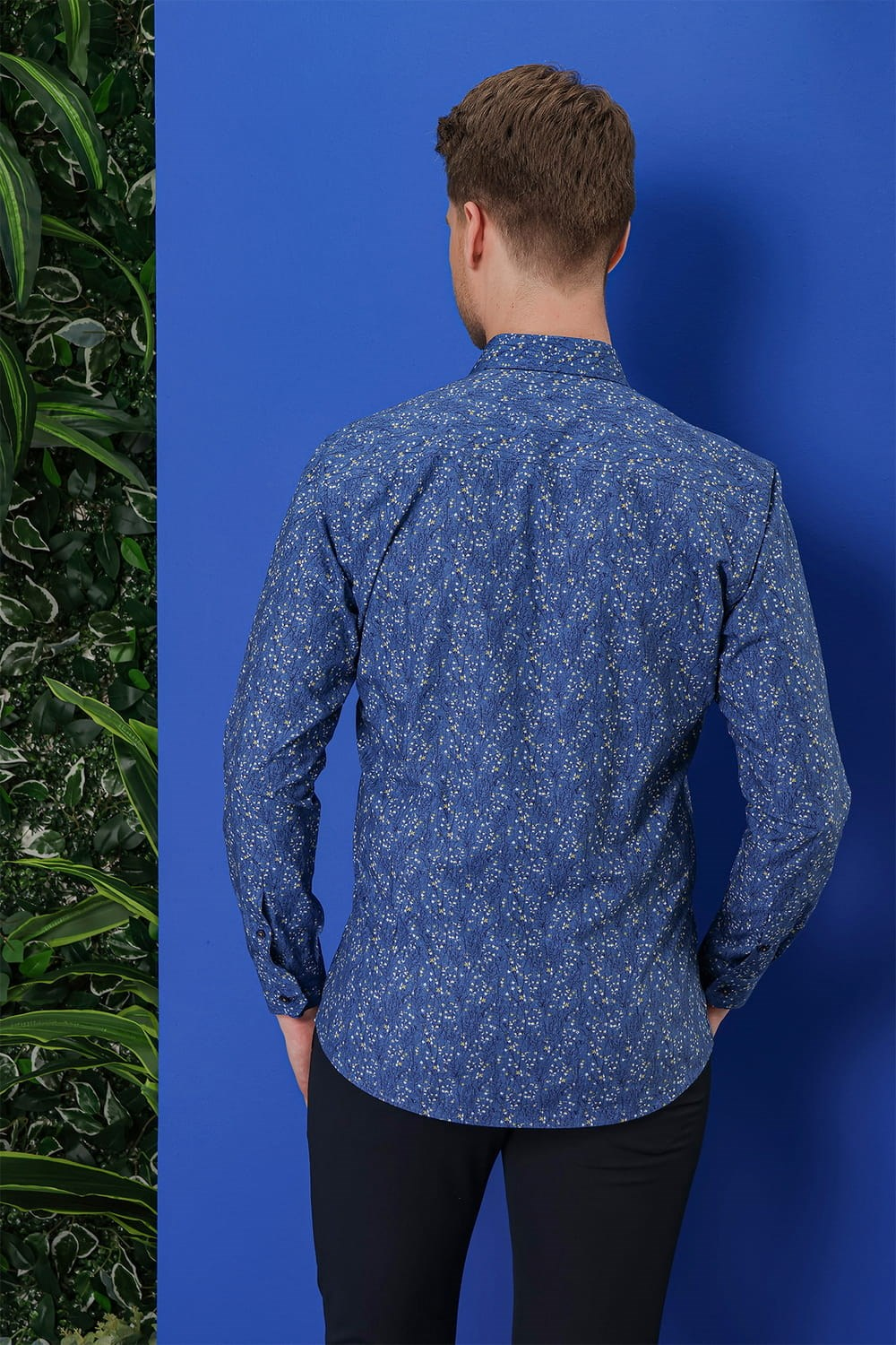 Slim Fit %100 Pamuk Çalı Desenli Lacivert Gömlek G 1540