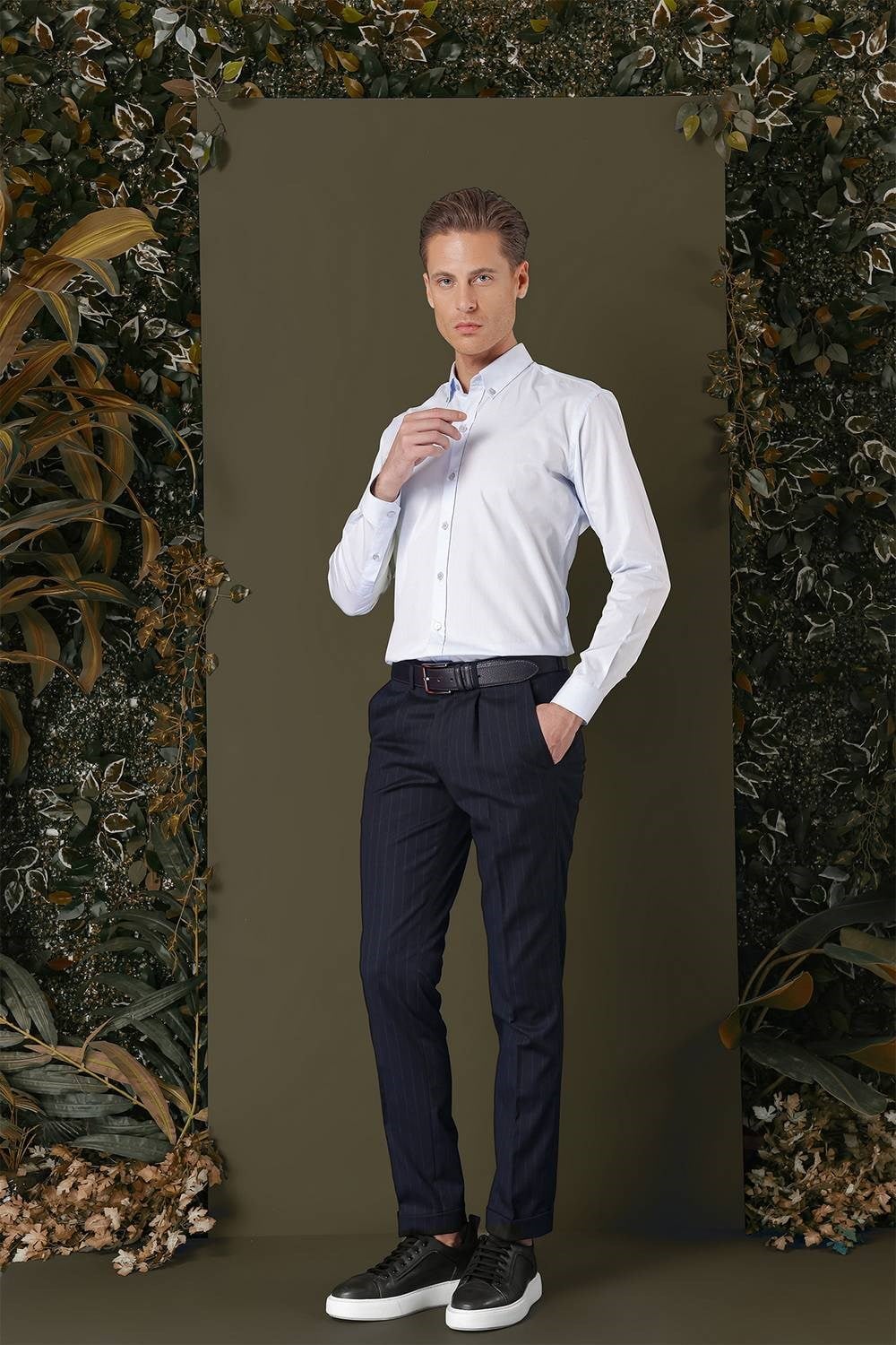 Slim Fit %100 Pamuk Düğme Yakalı Mavi Gömlek GK 711
