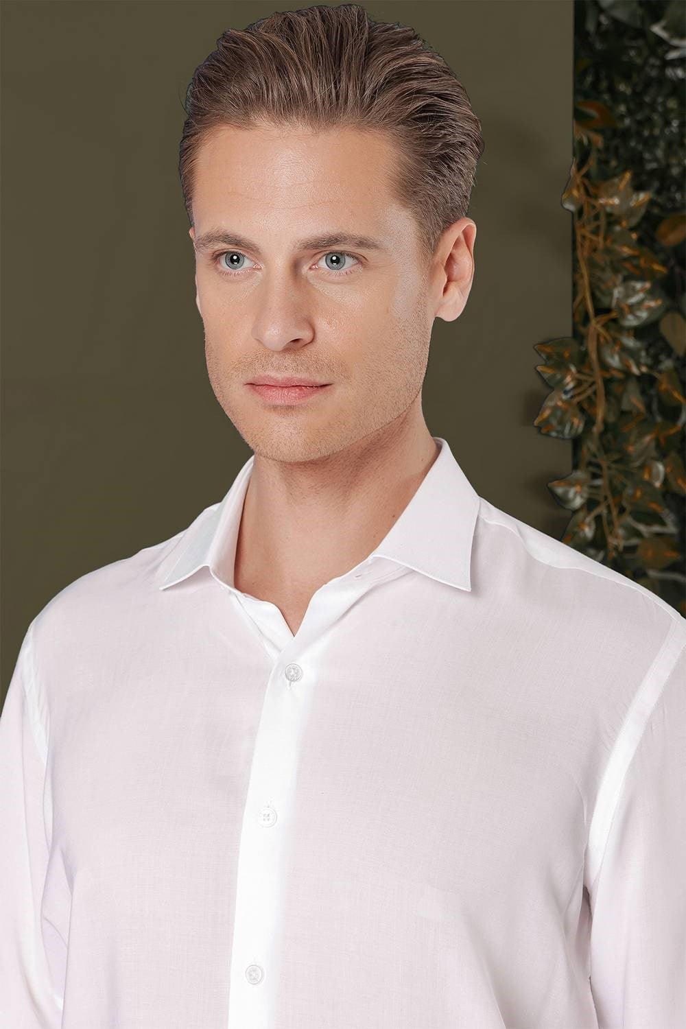 Slim Fit %100 Pamuk Kravat Yaka Düz Beyaz 1 Gömlek GK 709
