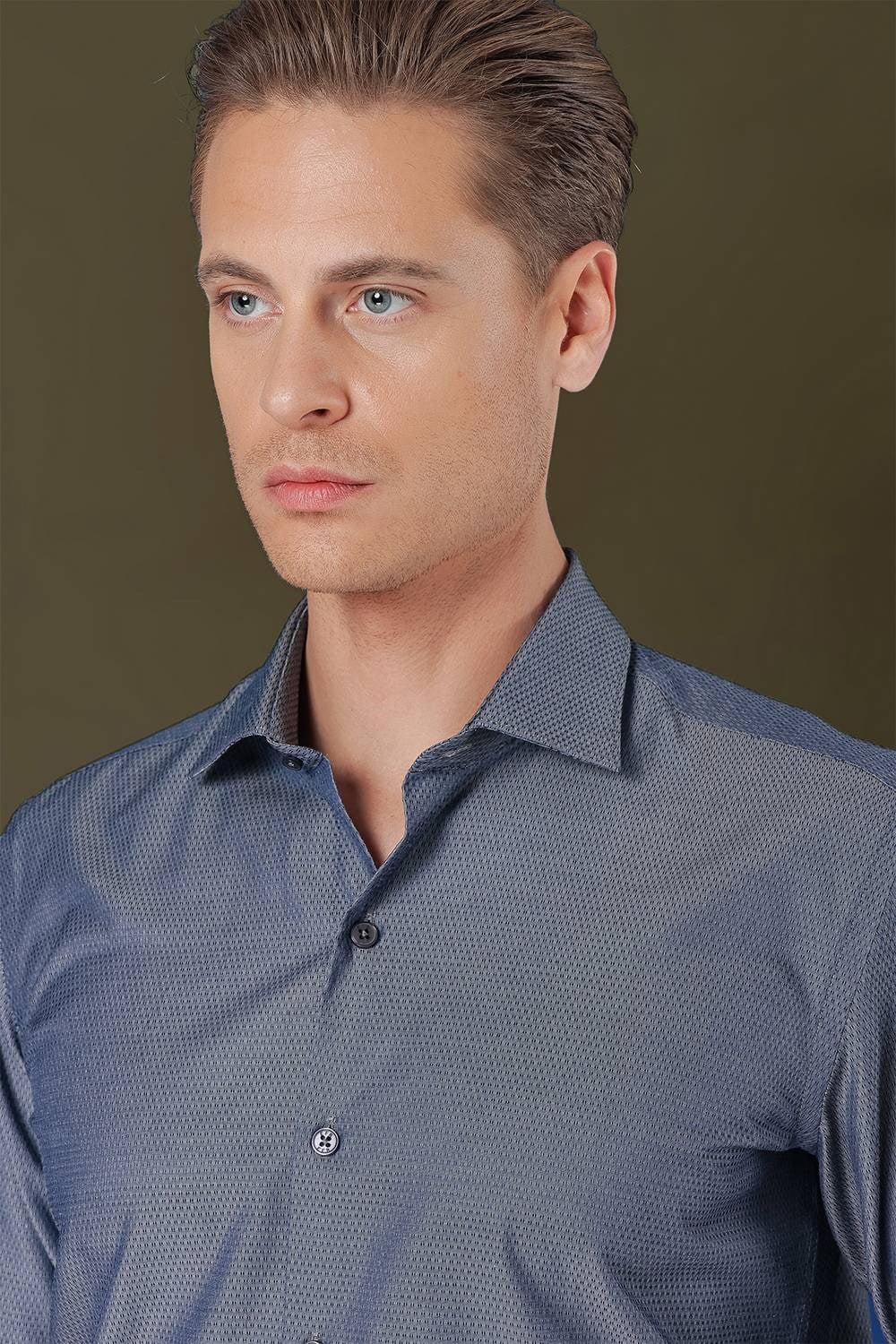 Slim Fit %100 Pamuk Kravat Yaka Düz Füme Gömlek GK 709
