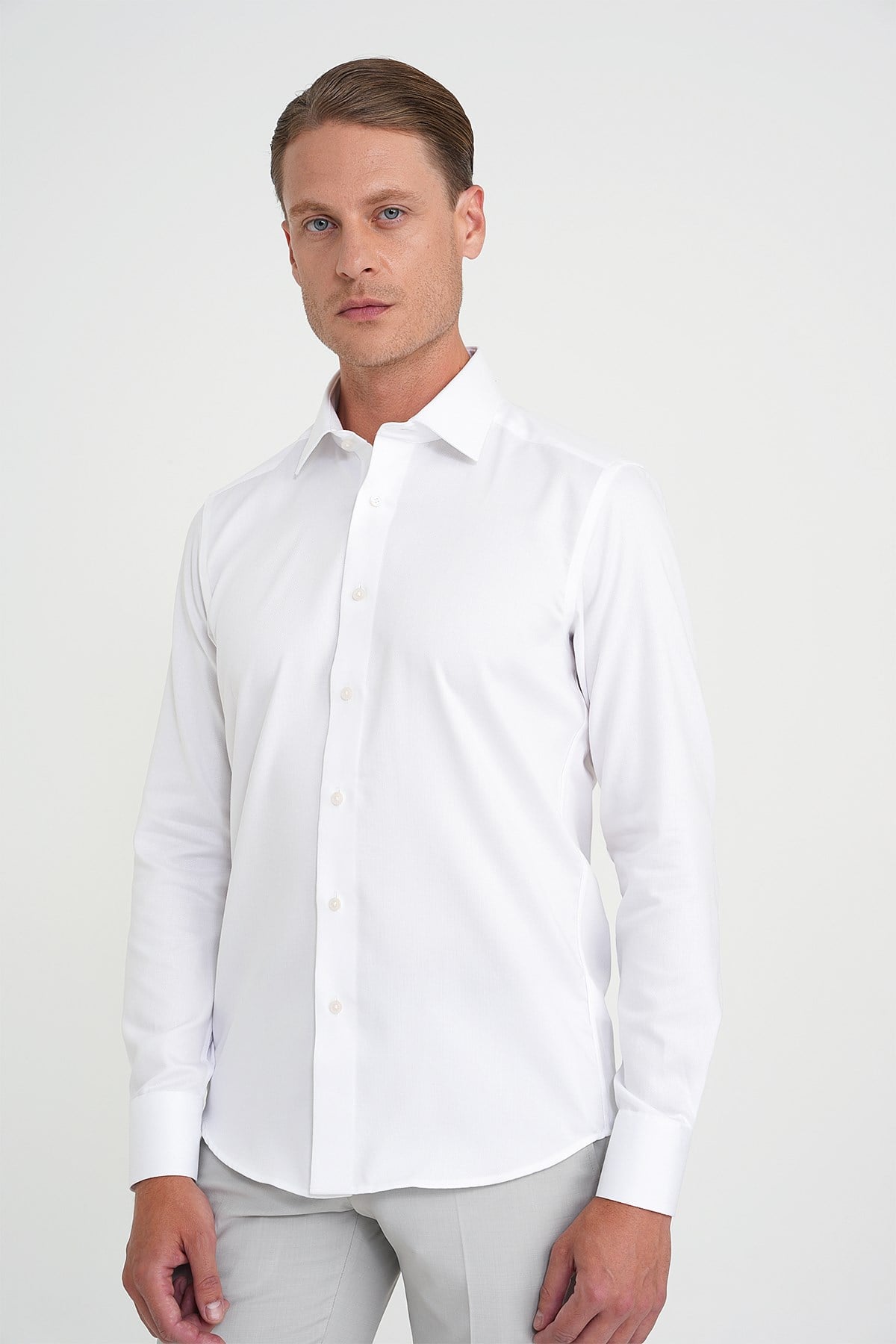 Slim Fit %100 Pamuk Non Iron Kumaş Dokulu Beyaz Gömlek Gk 744