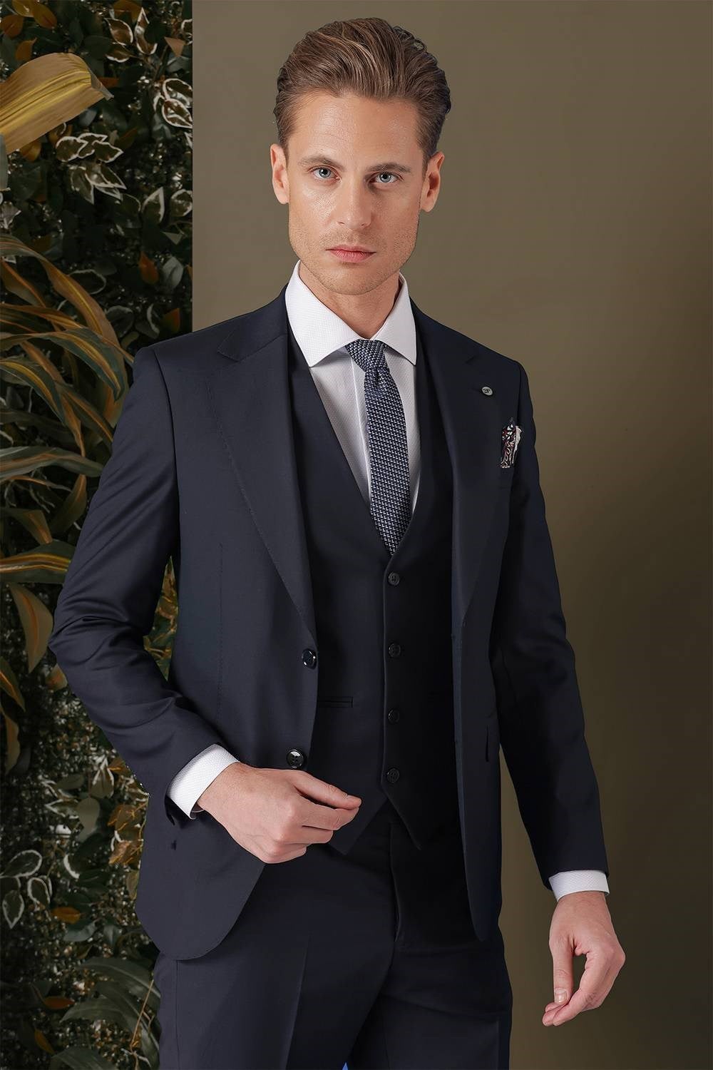 Slim Fit %97 Yün Esnek Lacivert Yelekli Takım Elbise TK 881