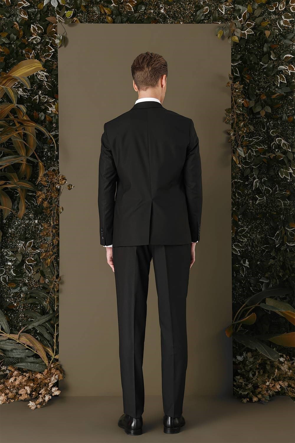 Slim Fit %97 Yün Esnek Siyah Yelekli Takım Elbise TK 881