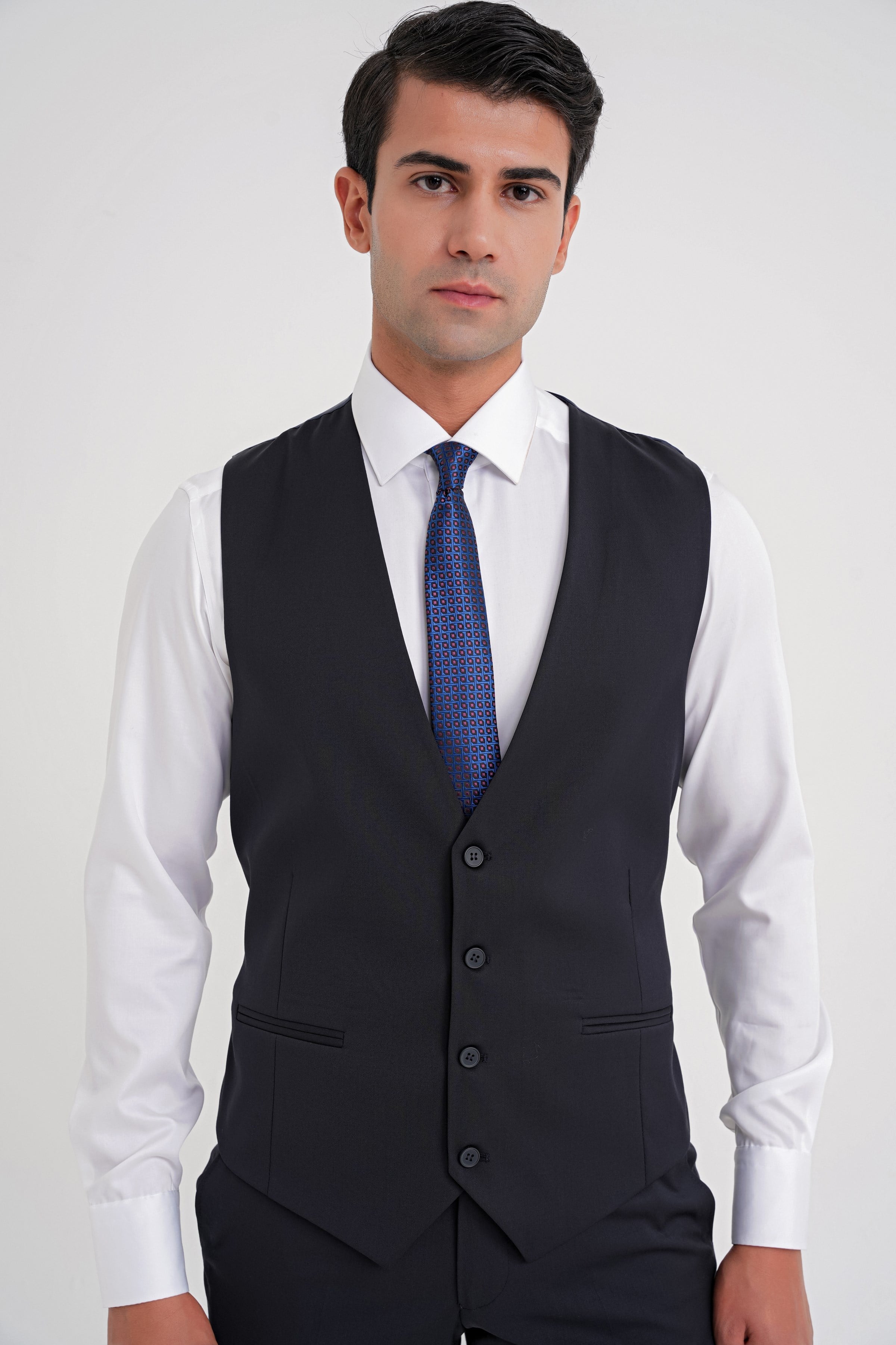 Slim Fit %97 Yün İtalyan Cerruti Kumaş Sivri Yaka Lacivert Yelekli Takım Elbise TK 926