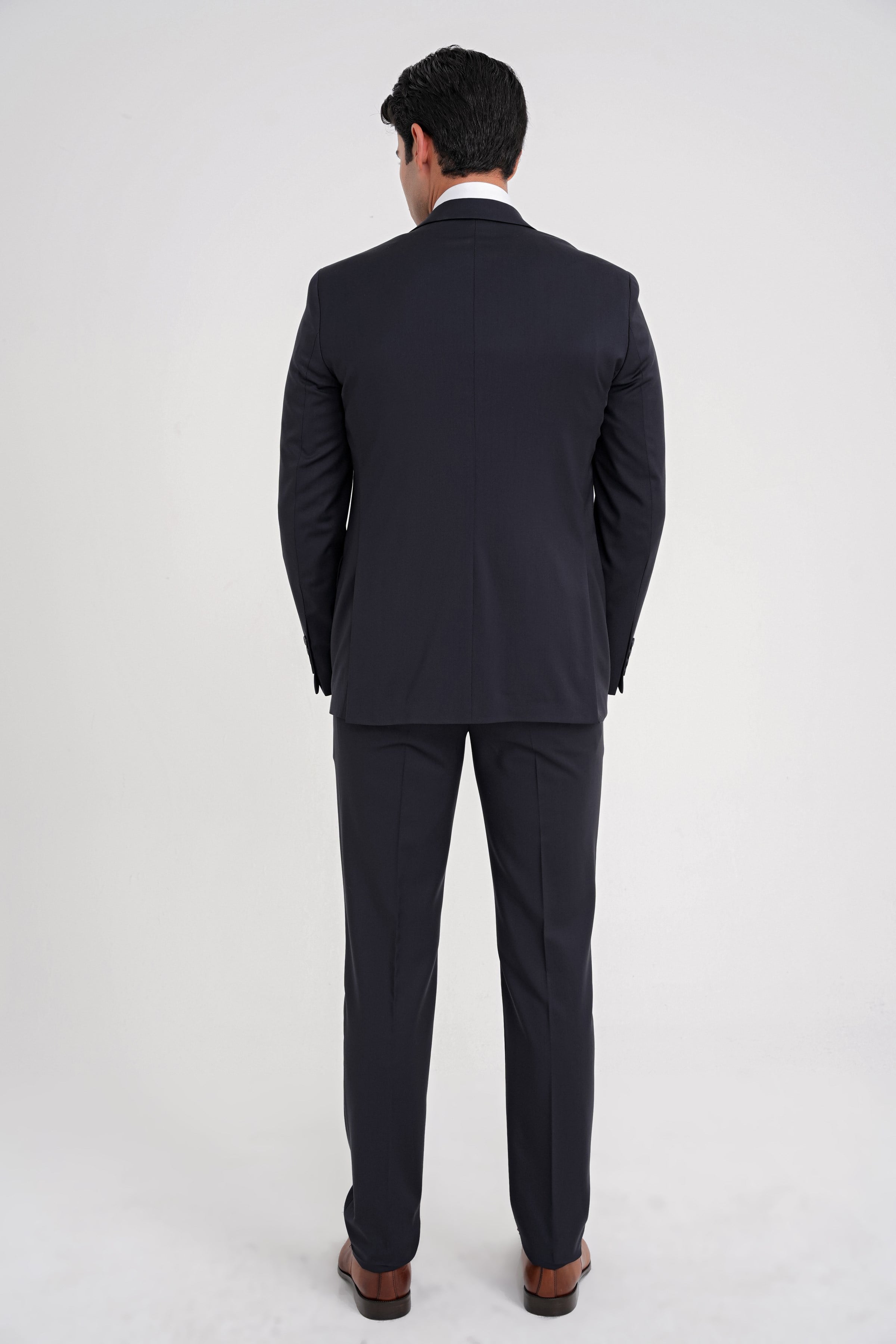 Slim Fit %97 Yün İtalyan Cerruti Kumaş Sivri Yaka Lacivert Yelekli Takım Elbise TK 926