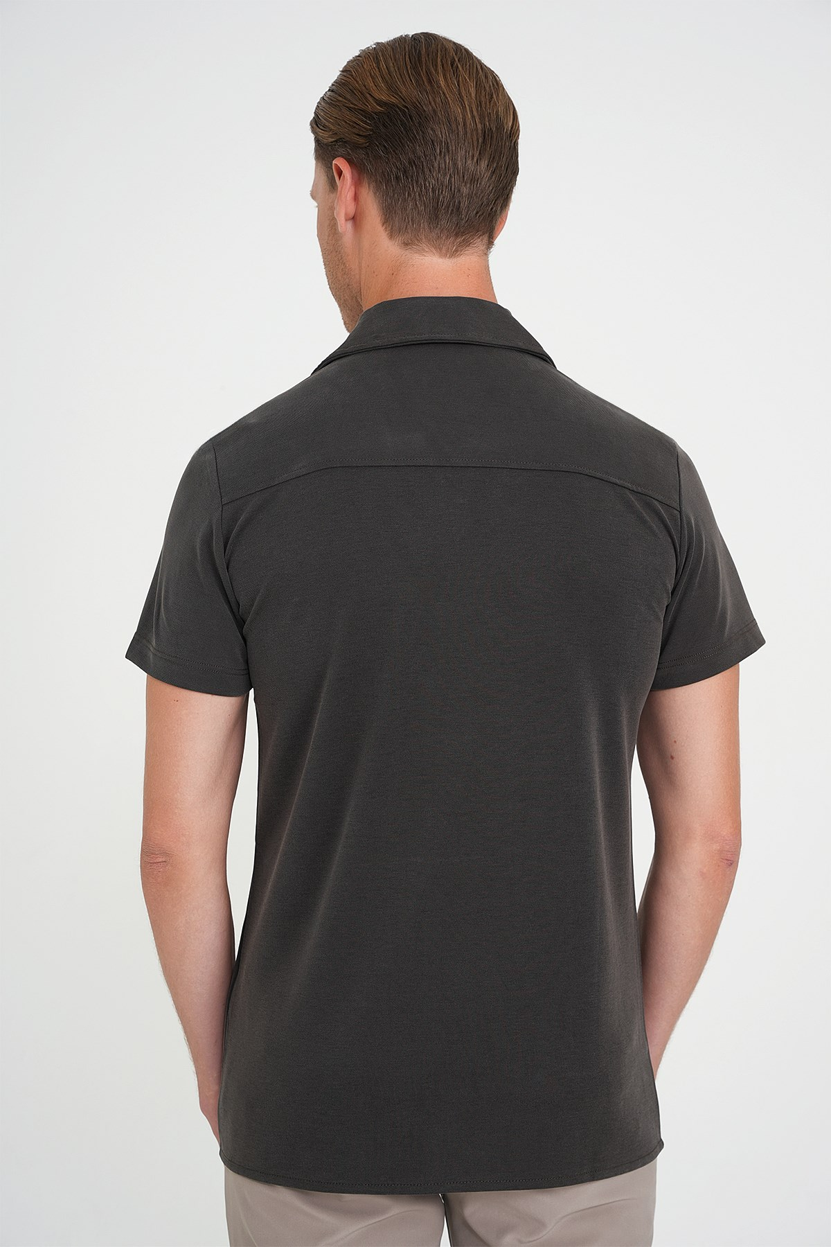 Slim Fit Apaş Yaka Modal Karışımlı Kısa Kollu Kahverengi Gömlek G 1590