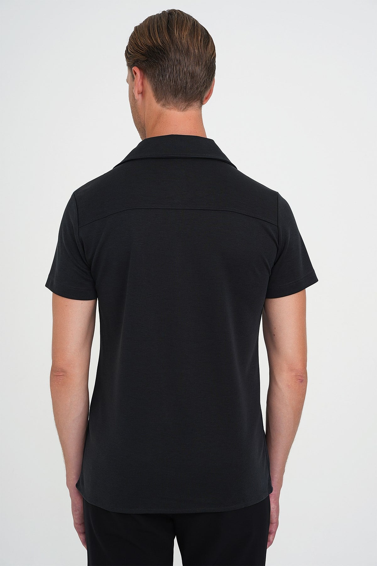 Slim Fit Apaş Yaka Modal Karışımlı Kısa Kollu Siyah Gömlek G 1590
