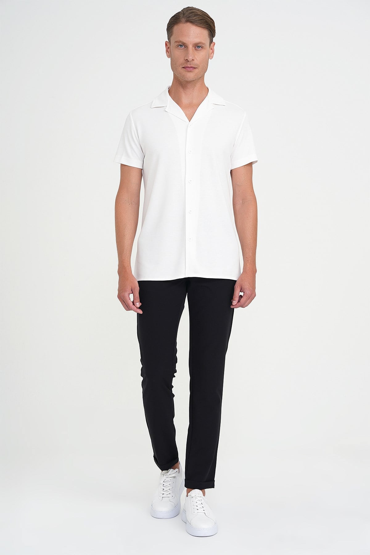 Slim Fit Apaş Yaka Modal Karışımlı Kısa Kollu Beyaz Gömlek G 1590