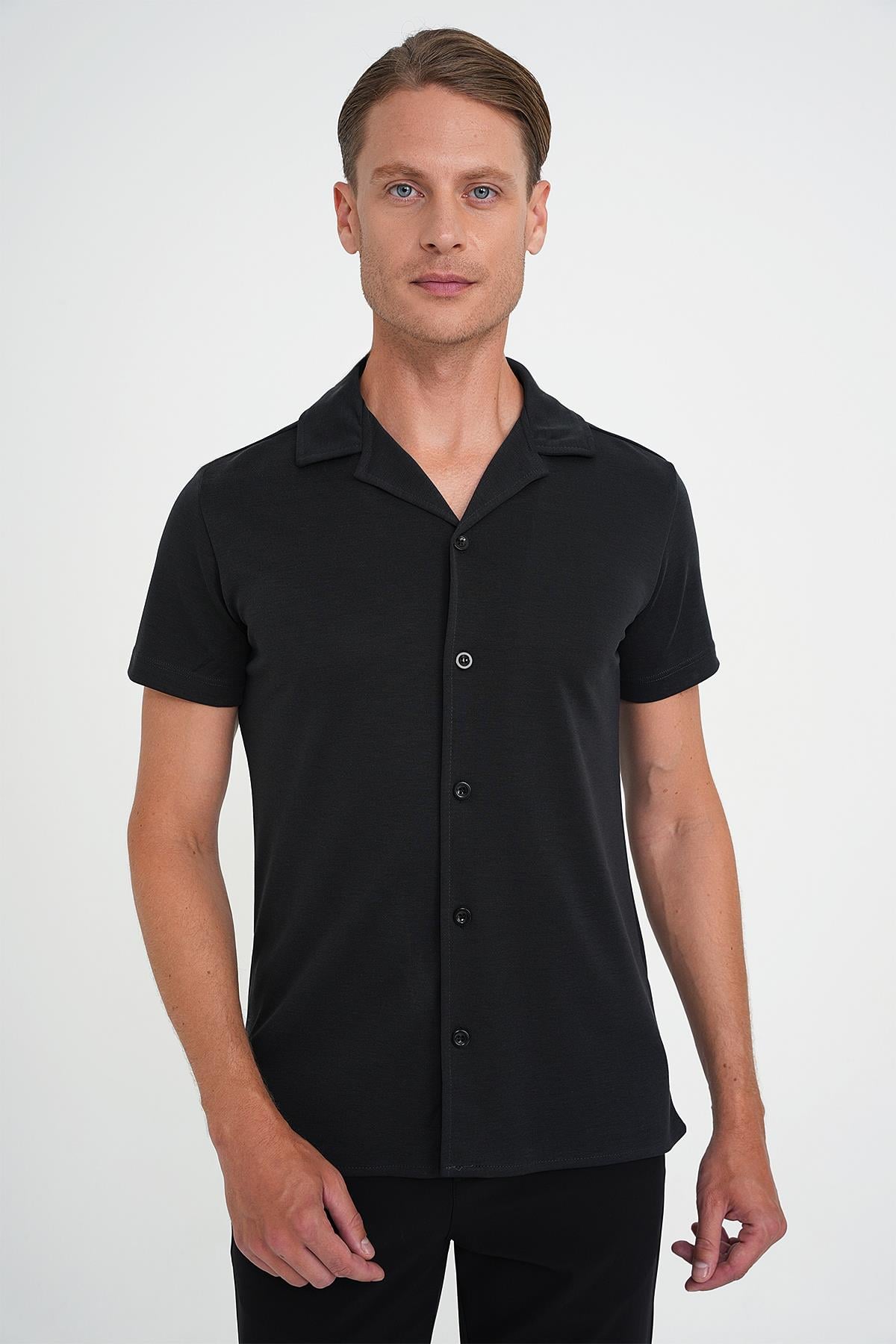 Slim Fit Apaş Yaka Modal Karışımlı Kısa Kol Siyah Gömlek G 1590