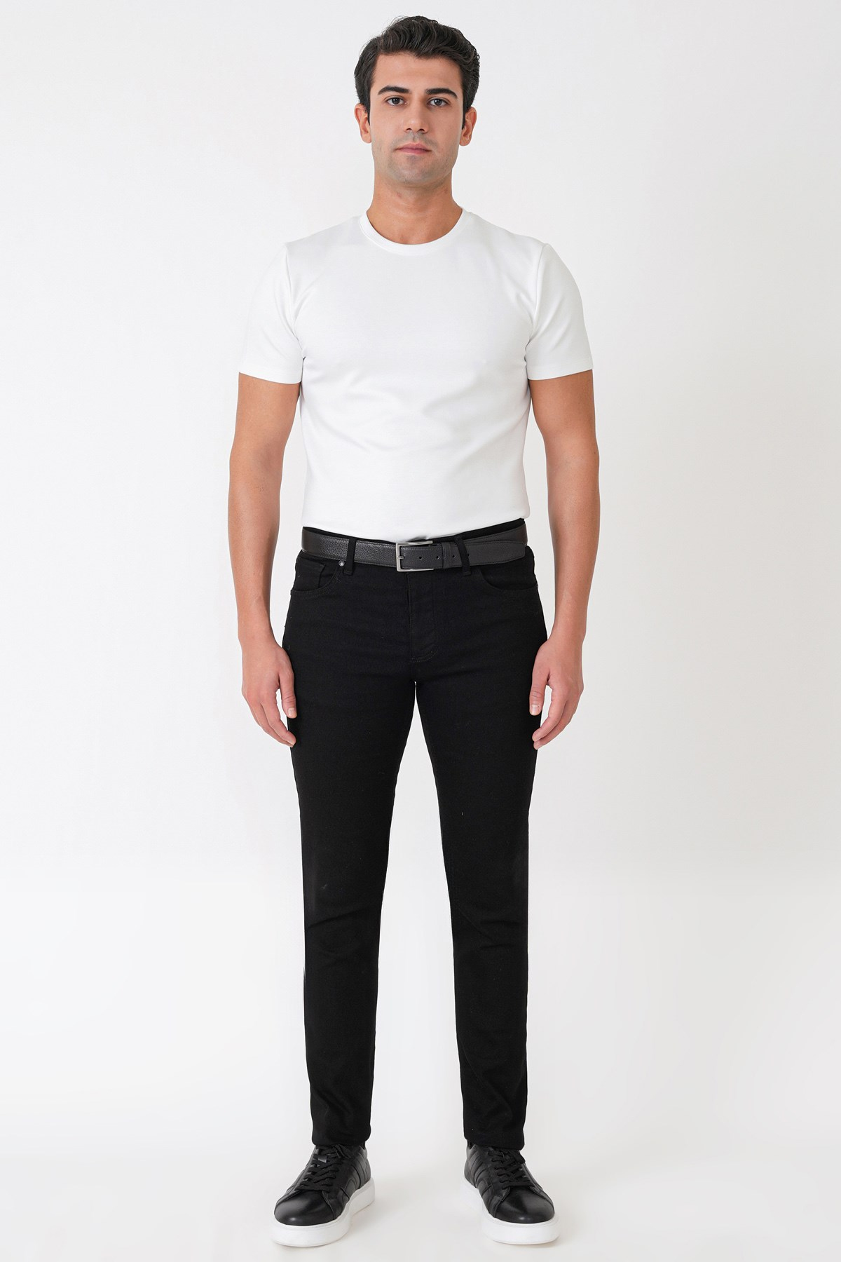 Slim Fit Beş Cep Likralı Düz Siyah Jean Kot Pantolon Denim 136