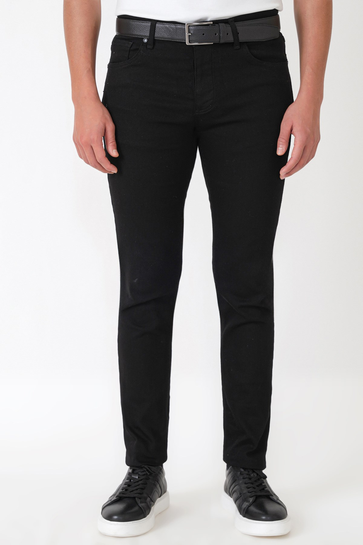 Slim Fit Beş Cep Likralı Düz Siyah Jean Kot Pantolon Denim 136