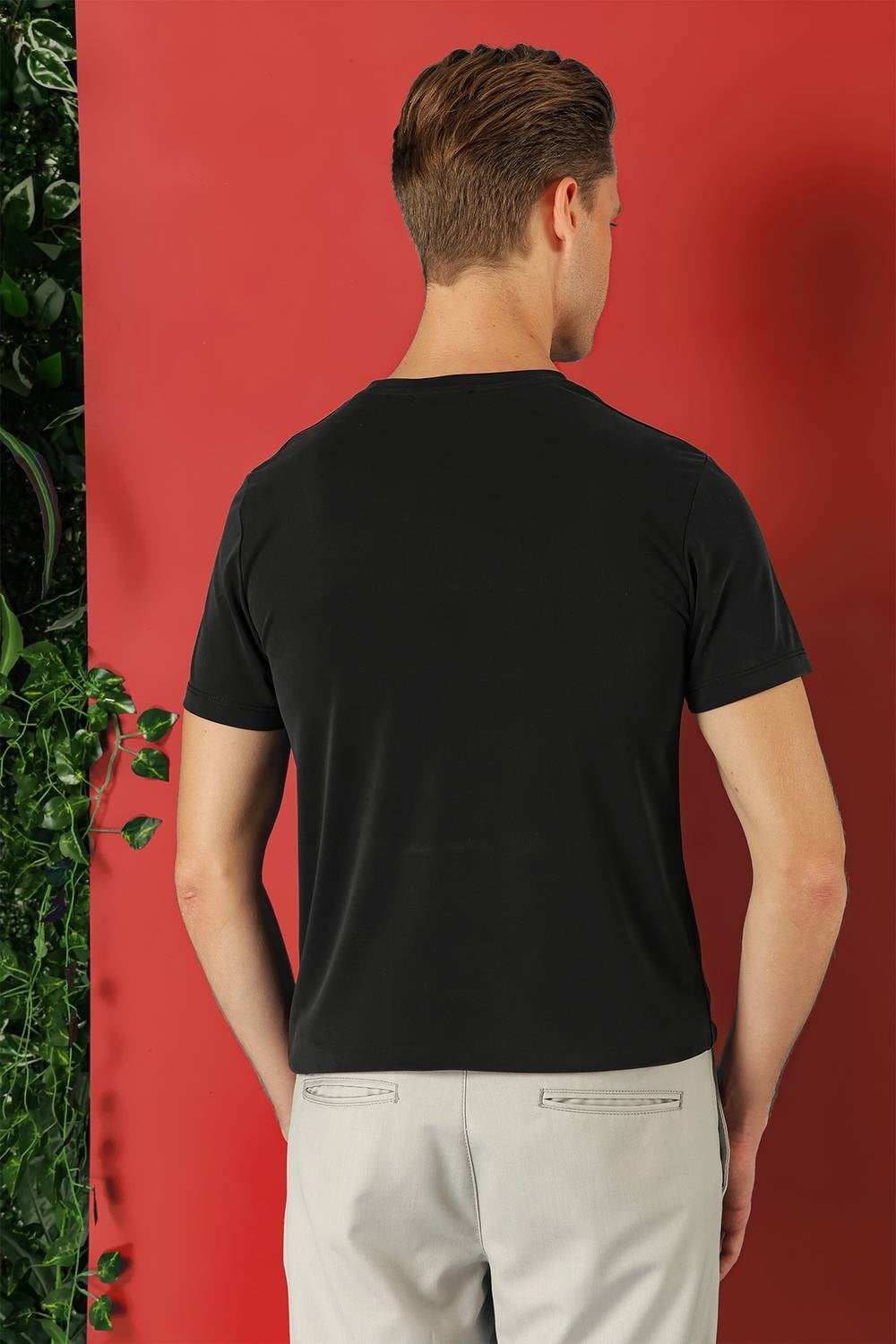 Slim Fit Bisiklet Yaka %100 Pamuk Siyah Tişört Ts 878