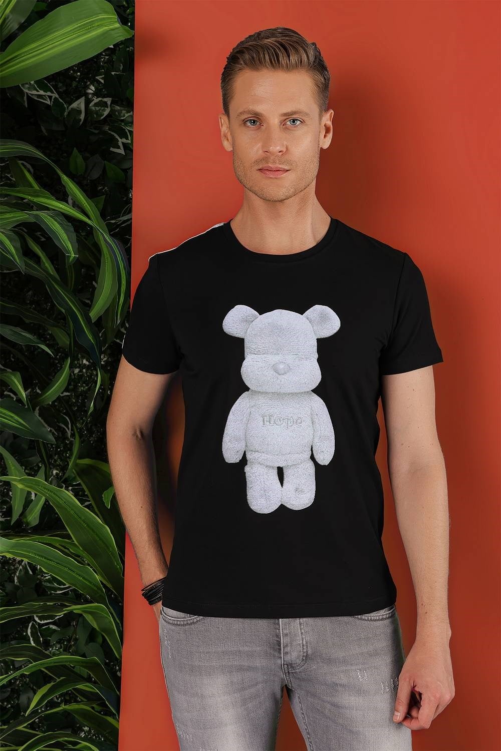 Slim Fit Bisiklet Yaka Ayıcık Baskılı Pamuklu Siyah Tişört TS 855