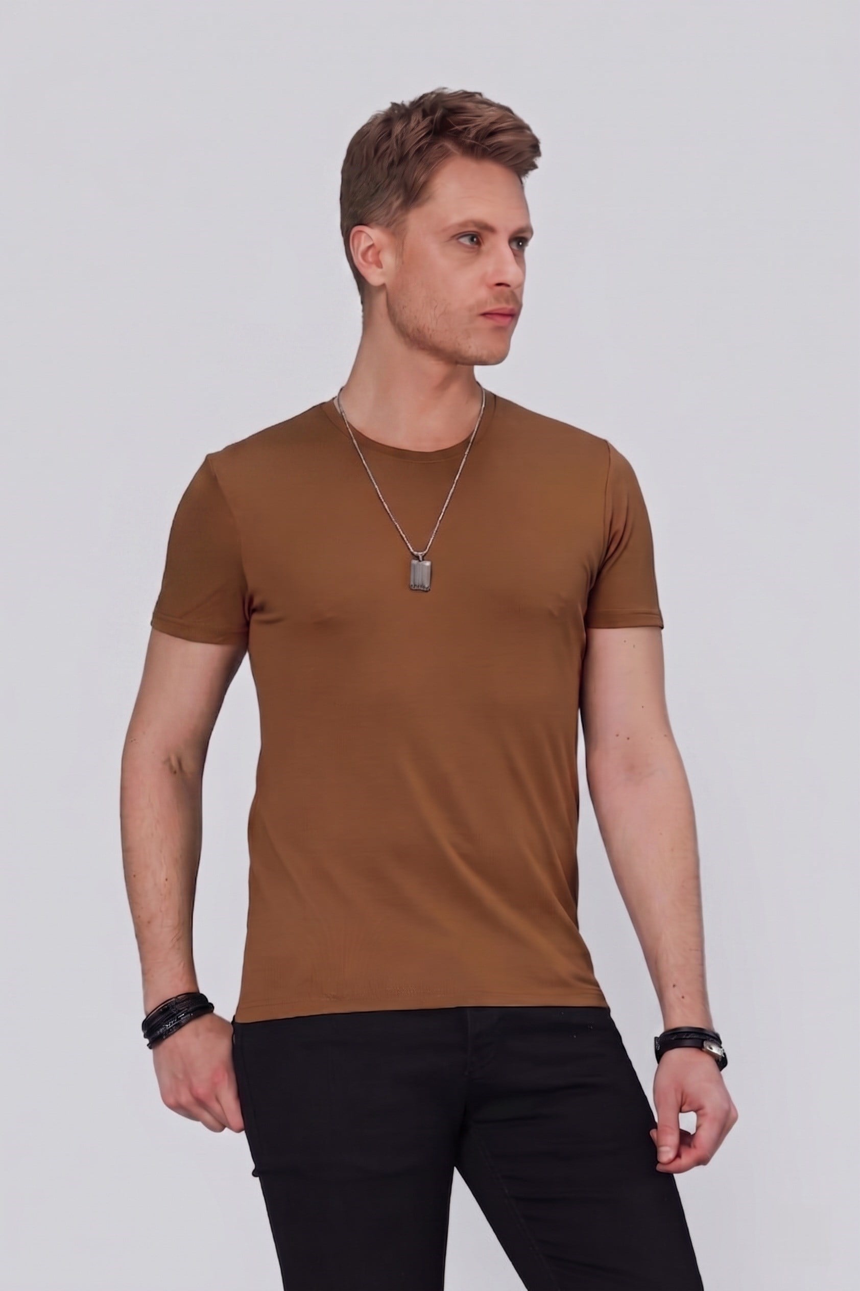 Slim Fit Bisiklet Yaka Esnek Pamuklu Düz Tarçın Tişört TS 823