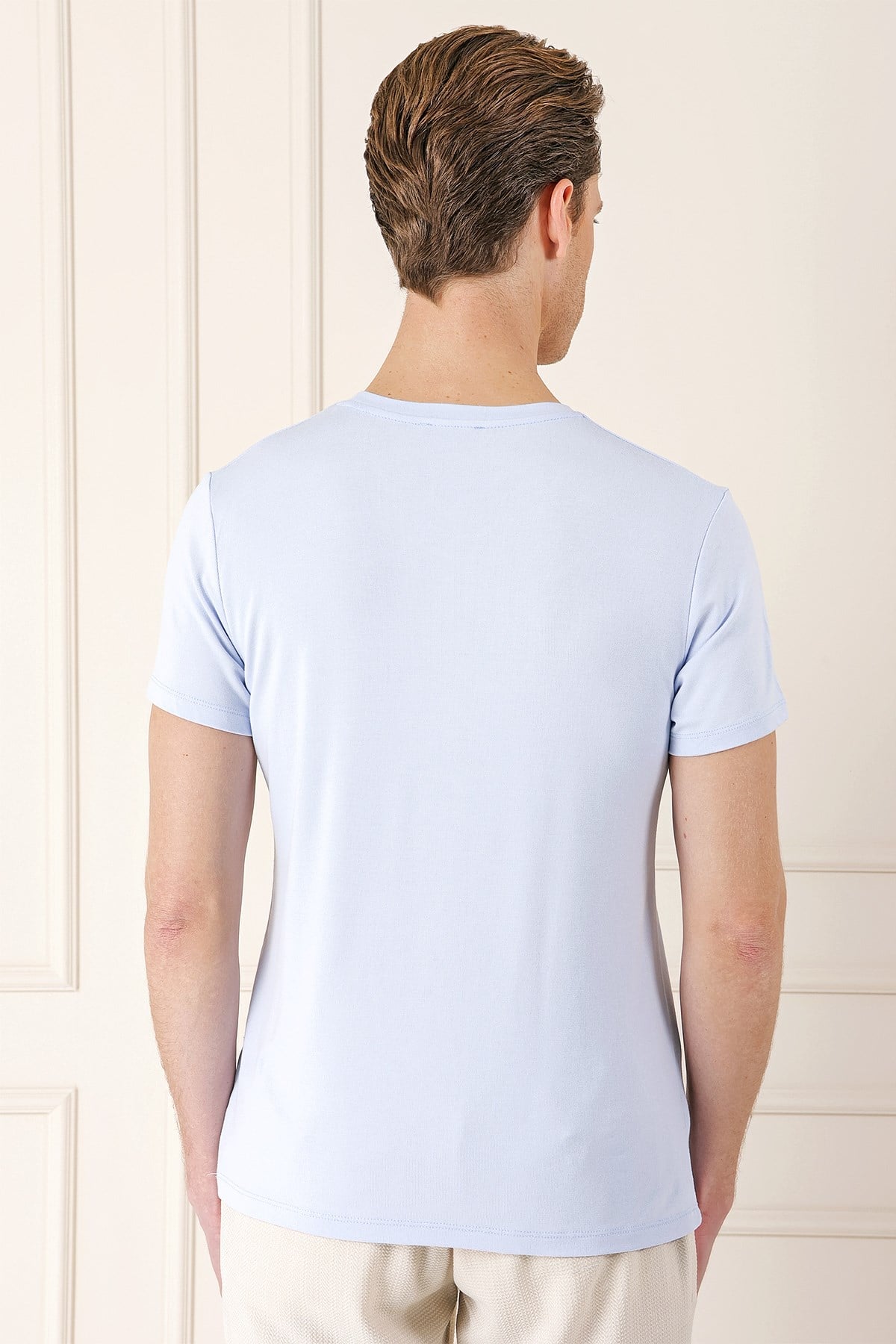 Slim Fit Bisiklet Yaka Esnek Pamuklu Düz Buz Mavi Tişört TS 823