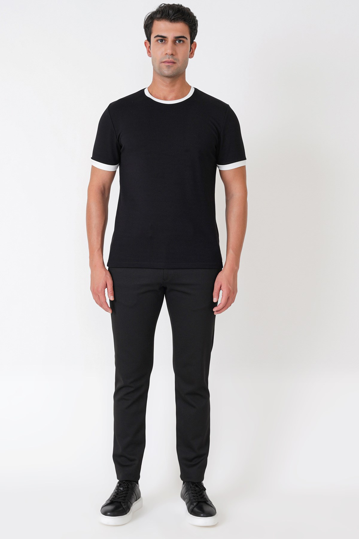 Slim Fit Bisiklet Yaka Siyah-Ekru Tişört TS 932