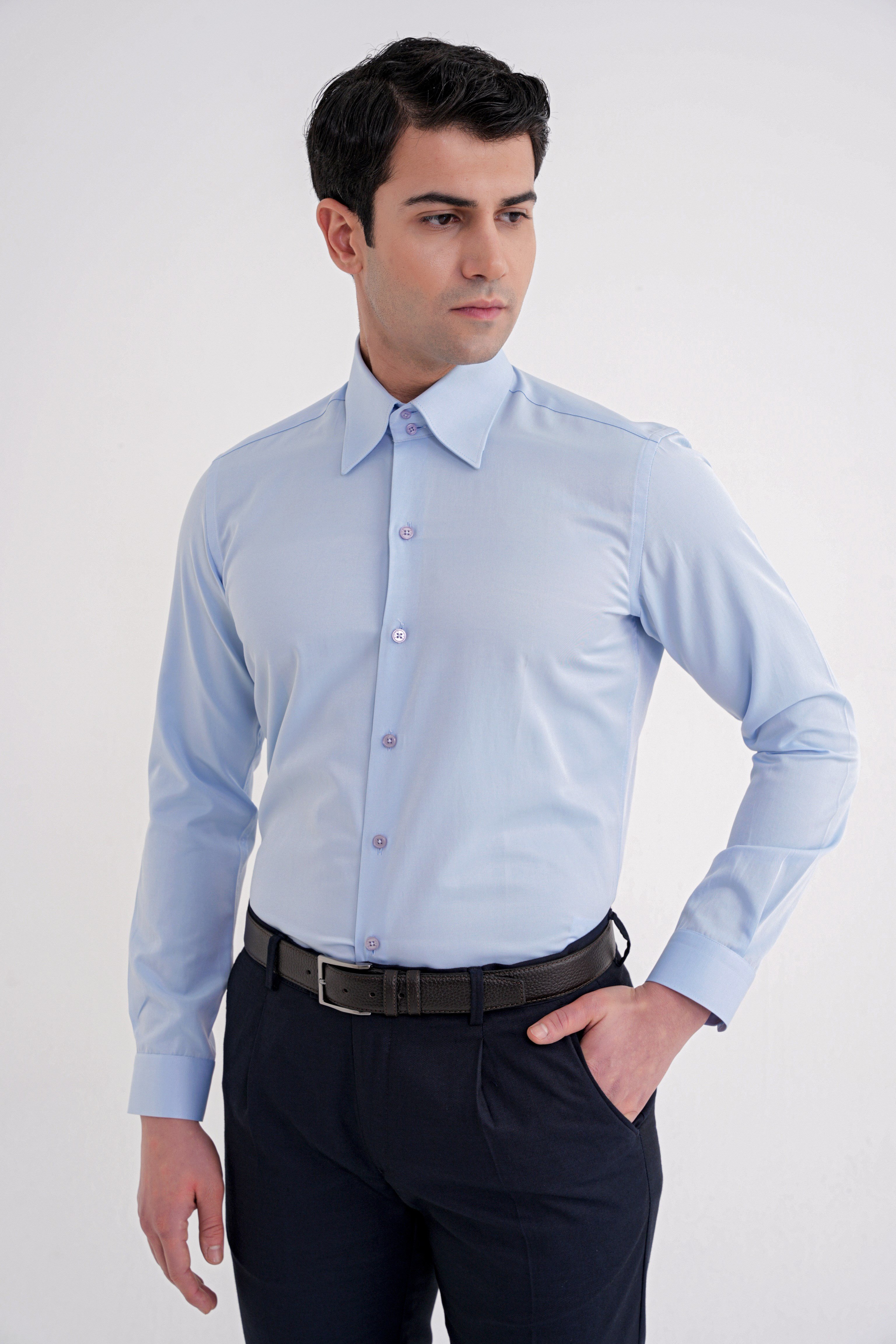 Slim Fit Çift Düğmeli Yüksek Yaka Pamuklu Açık Mavi Gömlek GK 742