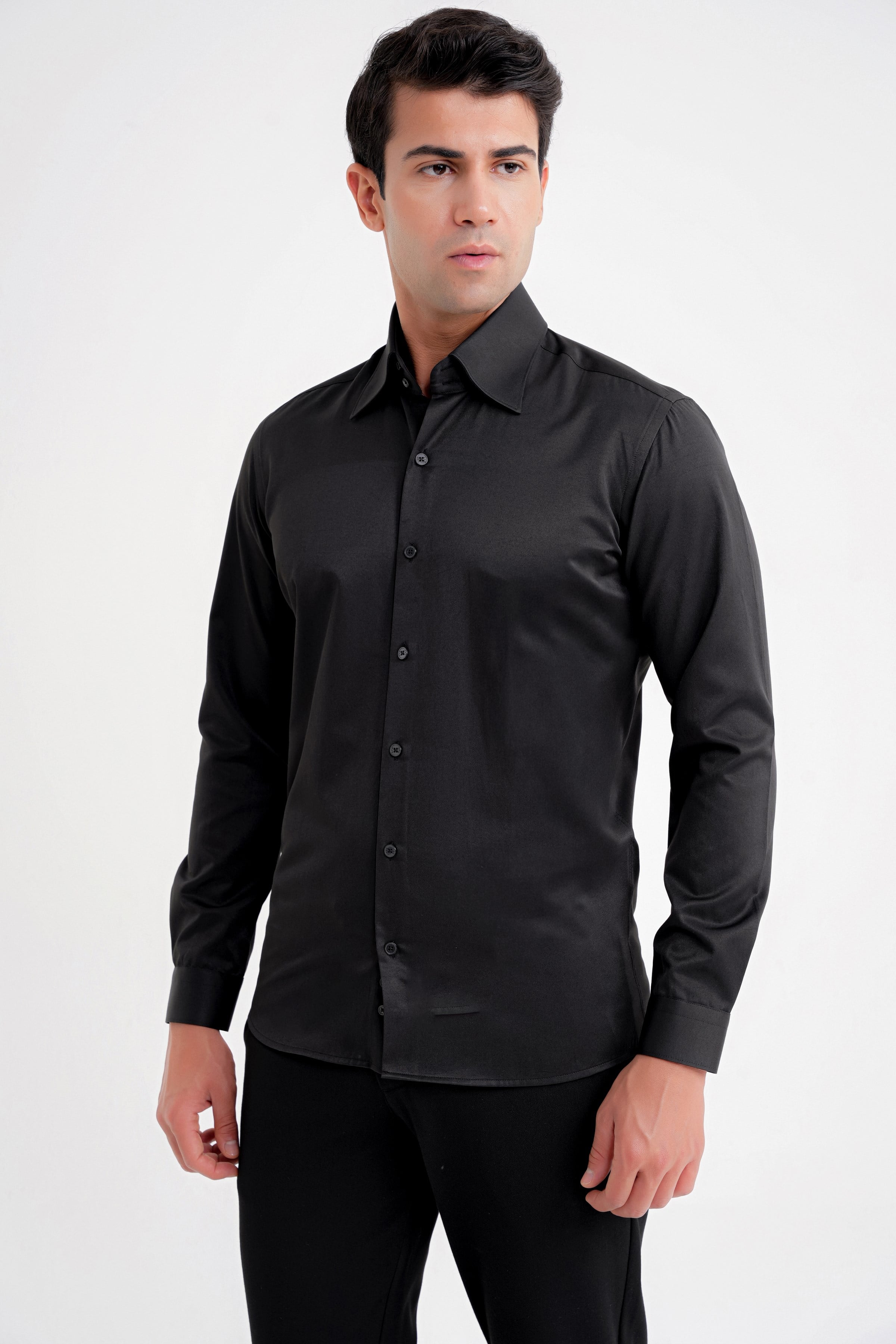 Slim Fit Çift Düğmeli Yüksek Yaka Pamuklu Siyah Gömlek GK 742