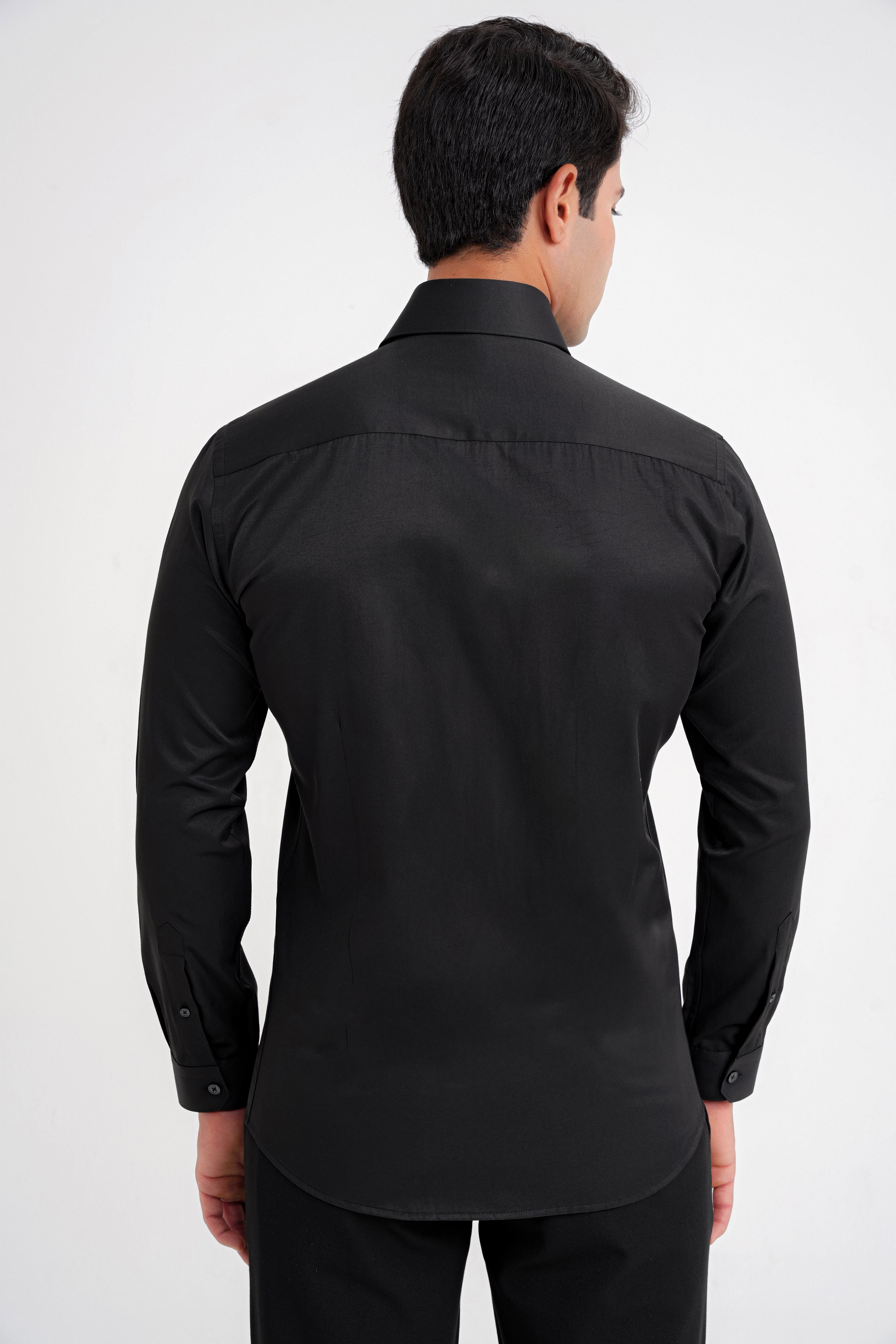 Slim Fit Çift Düğmeli Yüksek Yaka Pamuklu Siyah Gömlek GK 742