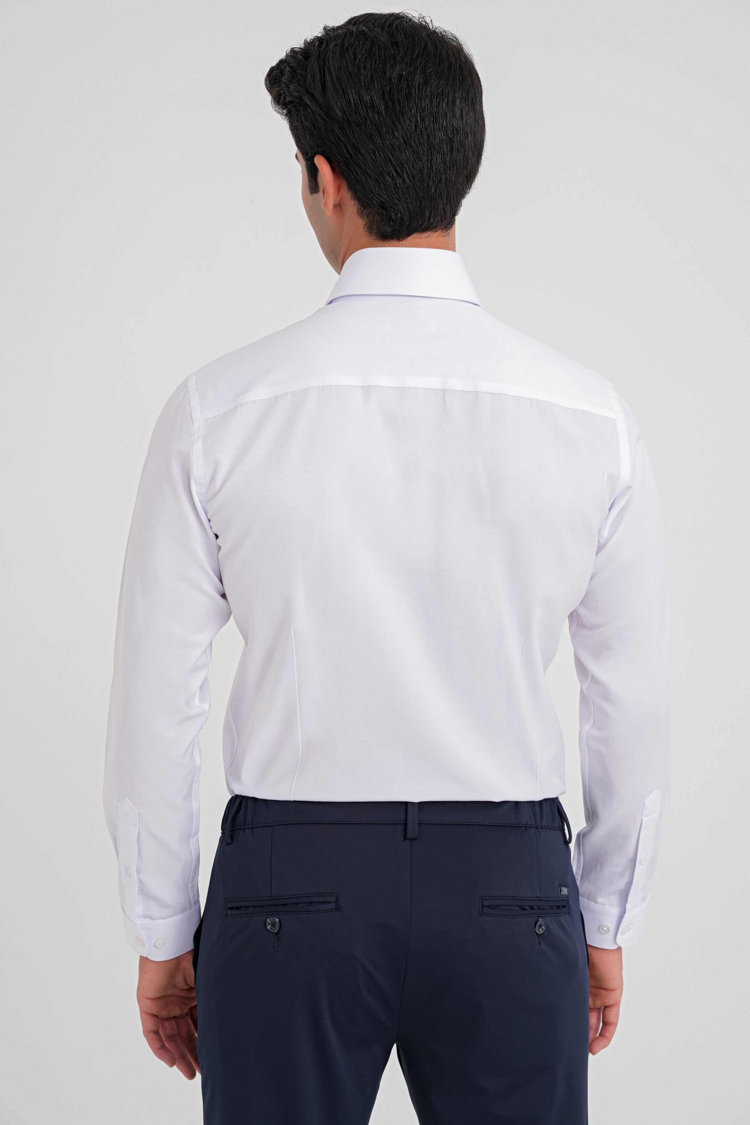 Slim Fit Çift Düğmeli Yüksek Yaka Pamuklu Beyaz Gömlek GK 742