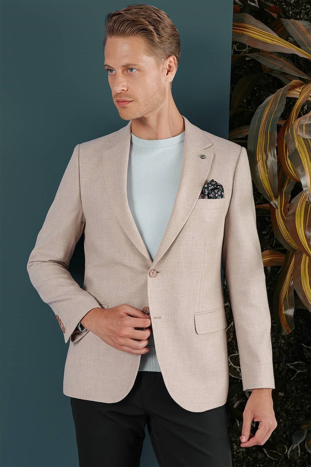 Slim Fit Çift Yırtmaç %100 Yün Balıksırtı Dokuma Bej Ceket C 656