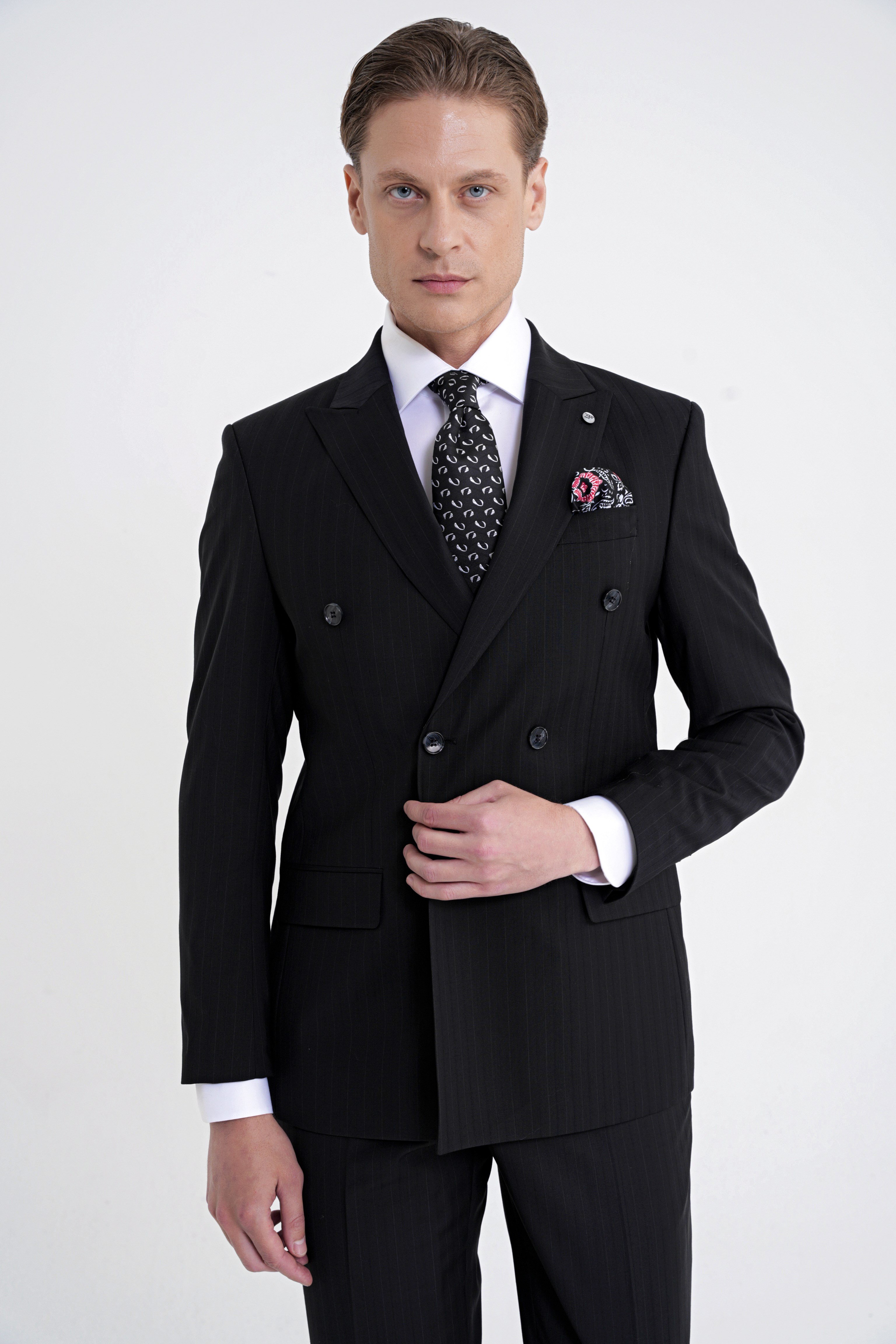 Slim Fit Çift Yırtmaç %95 Pamuk Siyah Çizgili Kruvaze Takım Elbise TK 945