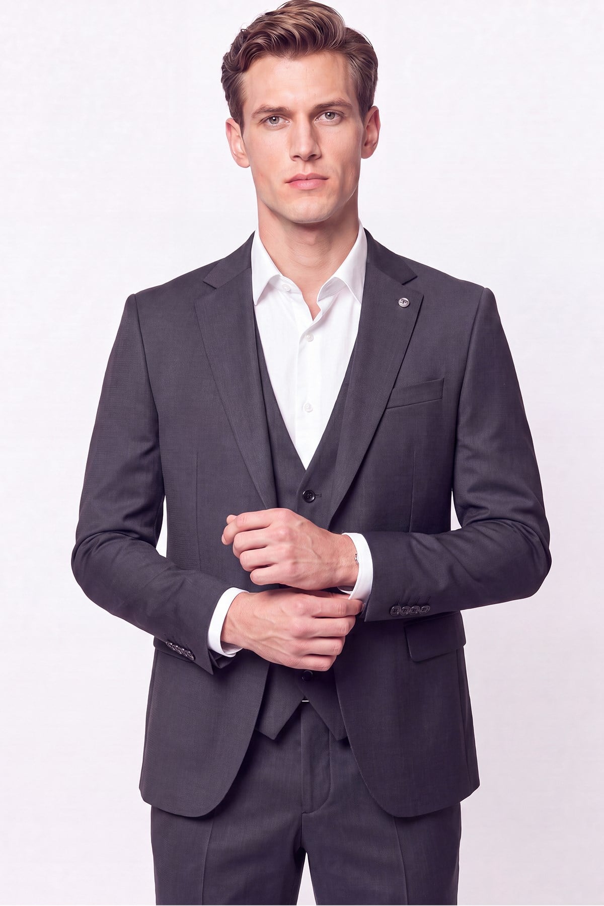 Slim Fit Çift Yırtmaç %97 Yünlü Doku Desenli Esnek Antrasit Yelekli Takım Elbise TK 927