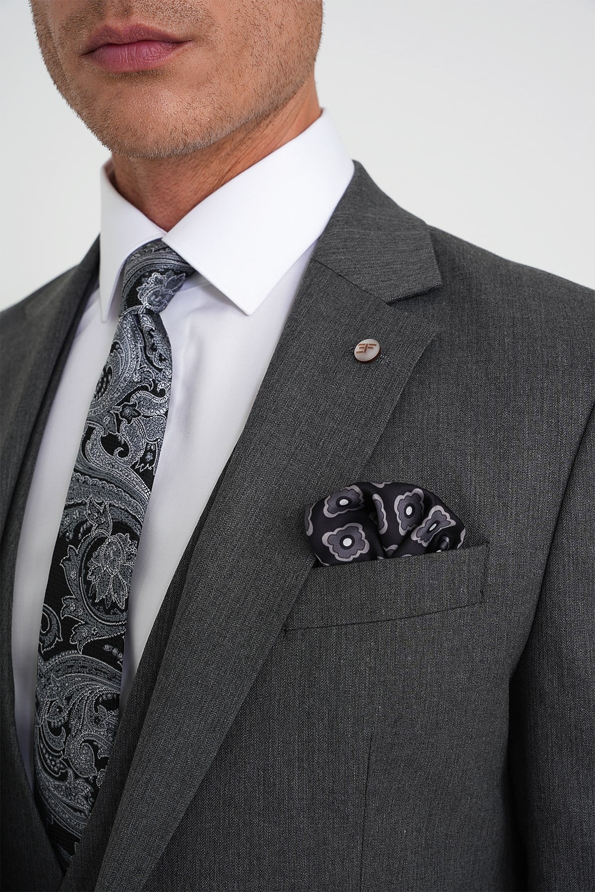 Slim Fit Çift Yırtmaç Balıksırtı Desenli Yelekli Füme Takım Elbise Tk 923