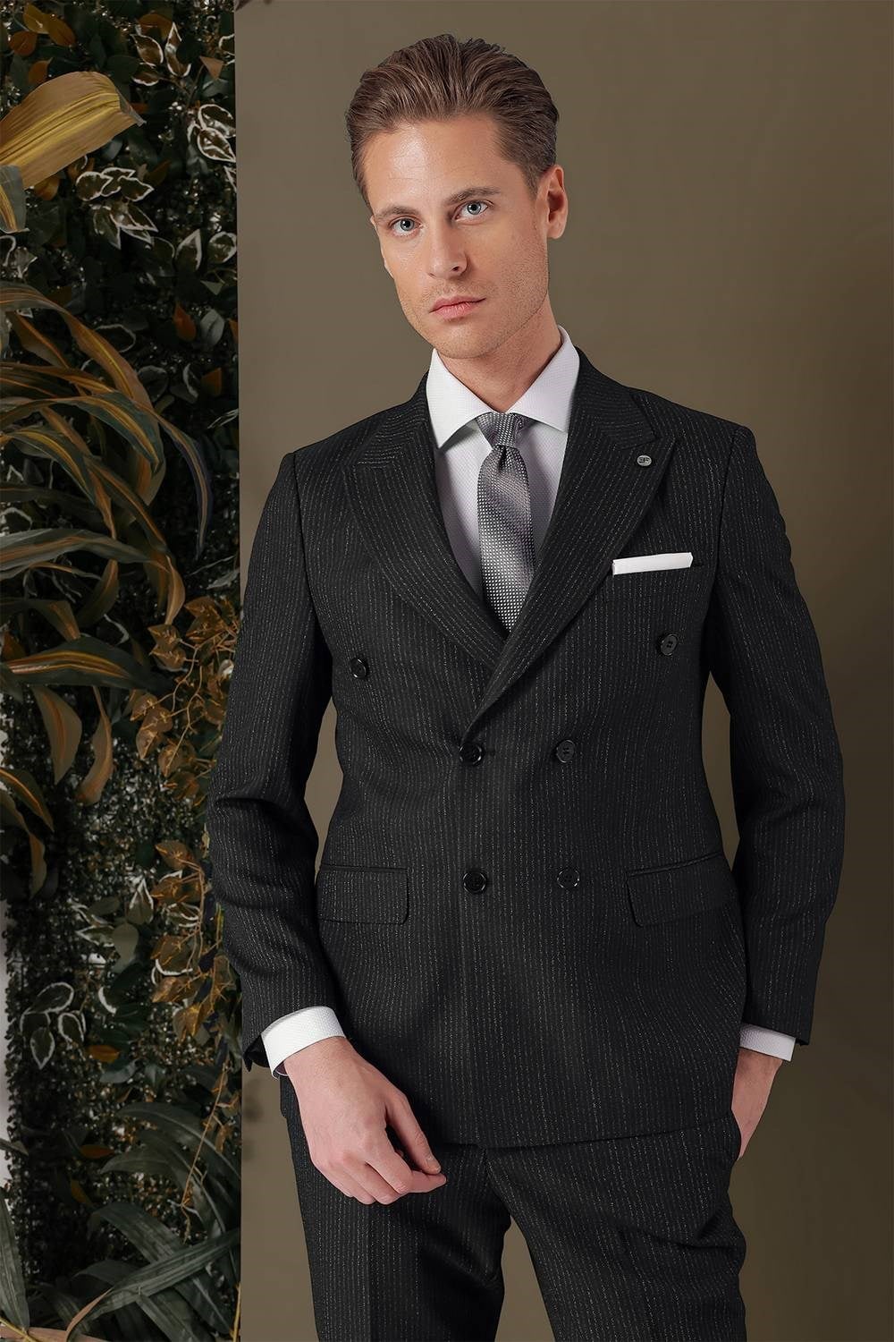 Slim Fit Çift Yırtmaç Çizgili Lacivert Kruvaze Takım Elbise TK 884
