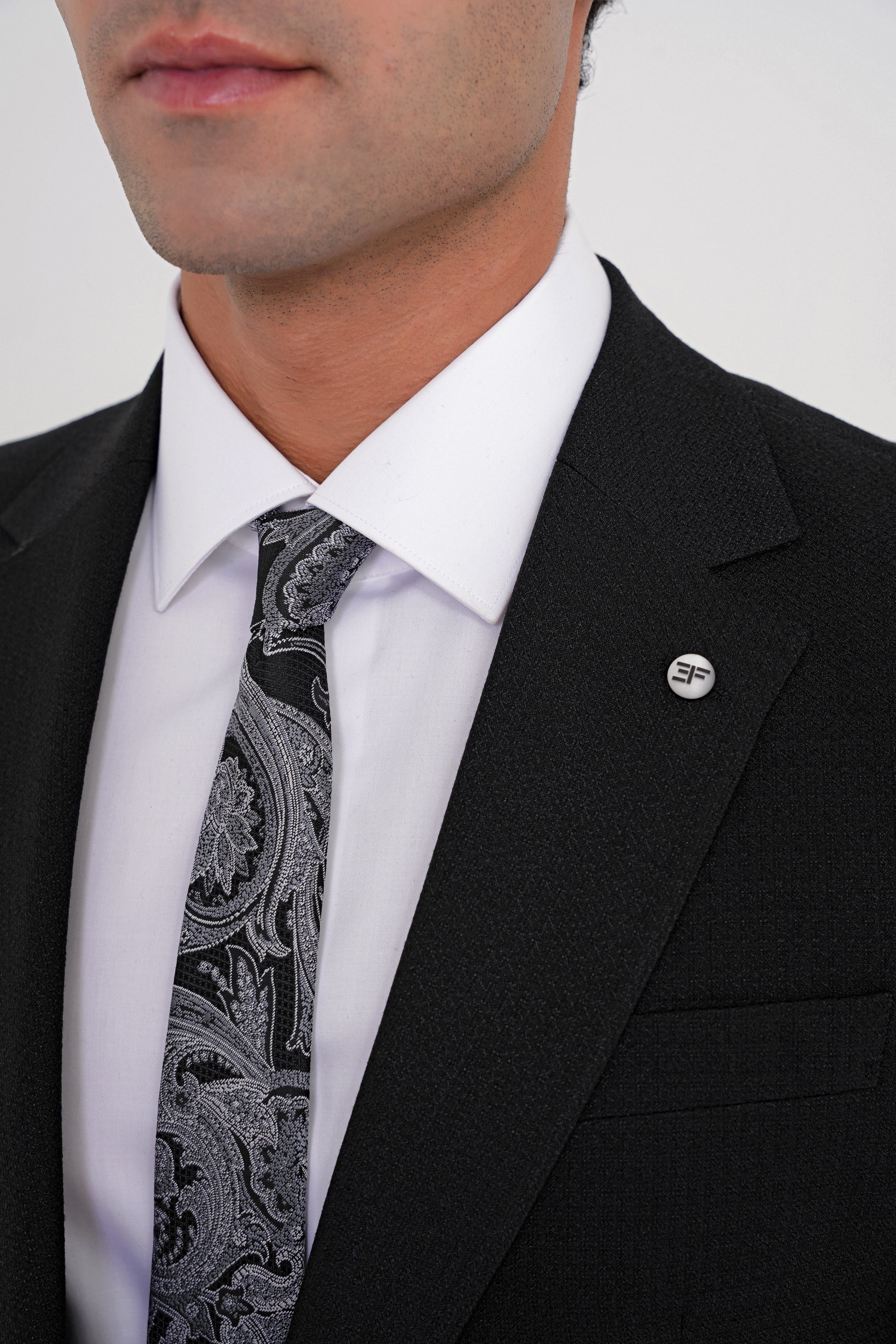 Slim Fit Çift Yırtmaç Doku Desenli Esnek Siyah Yelekli Takım Elbise TK 924