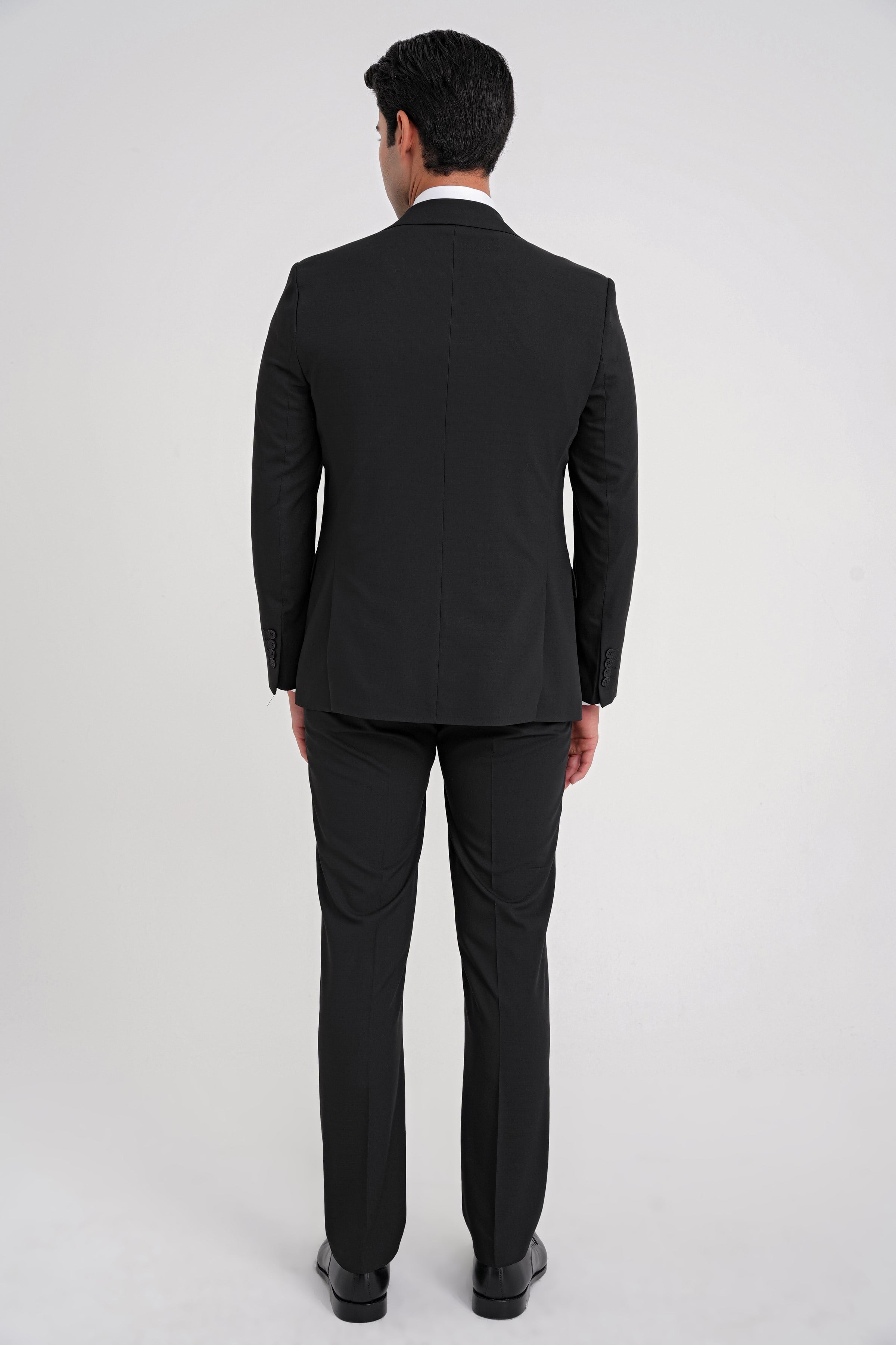 Slim Fit Çift Yırtmaç Doku Desenli Siyah Yelekli Takım Elbise TK 921