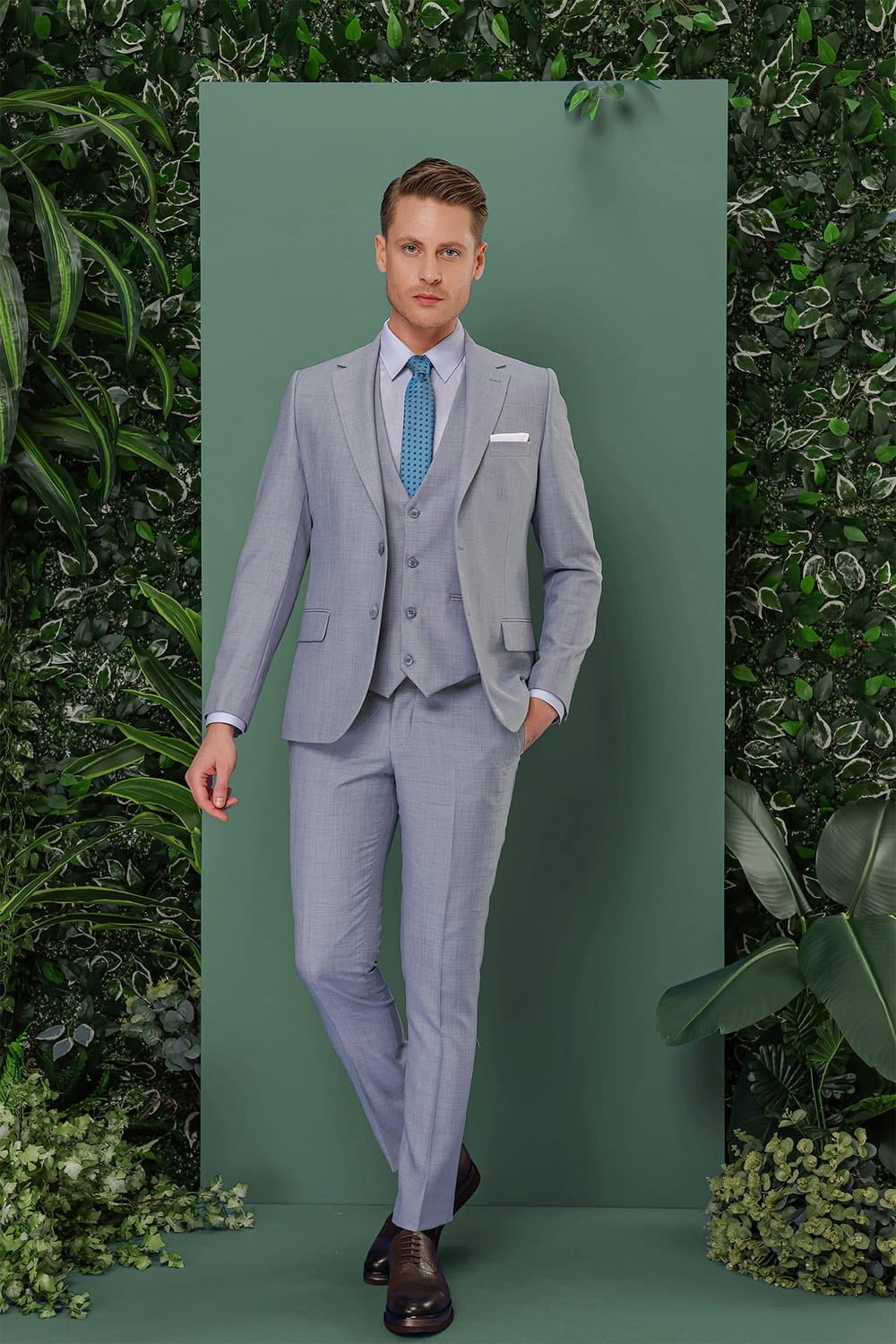Slim Fit Çift Yırtmaç Düz Gri Mavi Yelekli Takım Elbise TK 872
