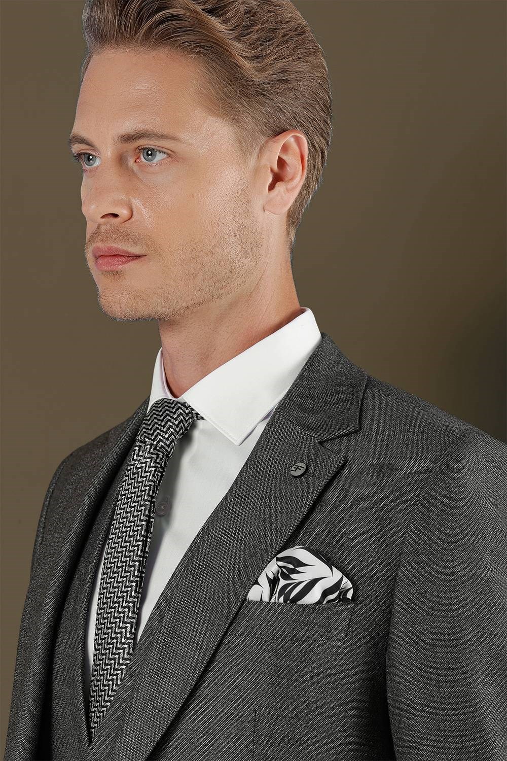 Slim Fit Çift Yırtmaç Esnek Kırçıllı Füme Yelekli Takım Elbise TK 876