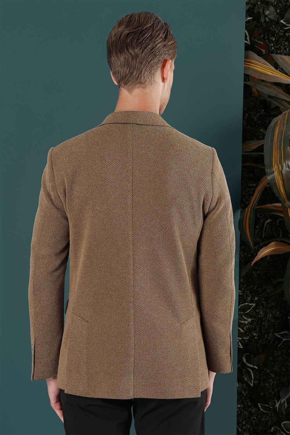 Slim Fit Çift Yırtmaç Kırçıllı Dokuma Esnek Yünlü Camel Ceket C 653