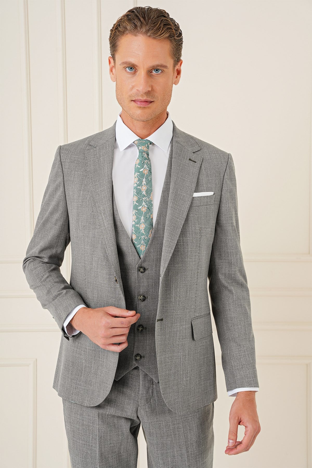 Slim Fit Çift Yırtmaç Kırçıllı Dokuma Haki Yelekli Takım Elbise TK 902