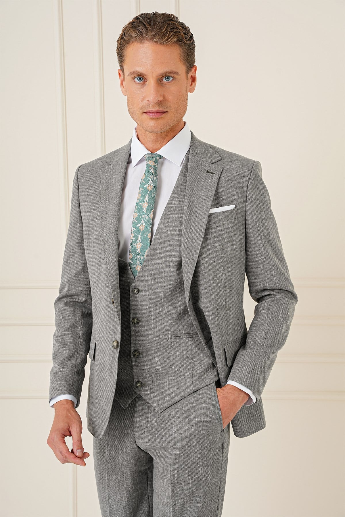 Slim Fit Çift Yırtmaç Kırçıllı Dokuma Haki Yelekli Takım Elbise TK 902