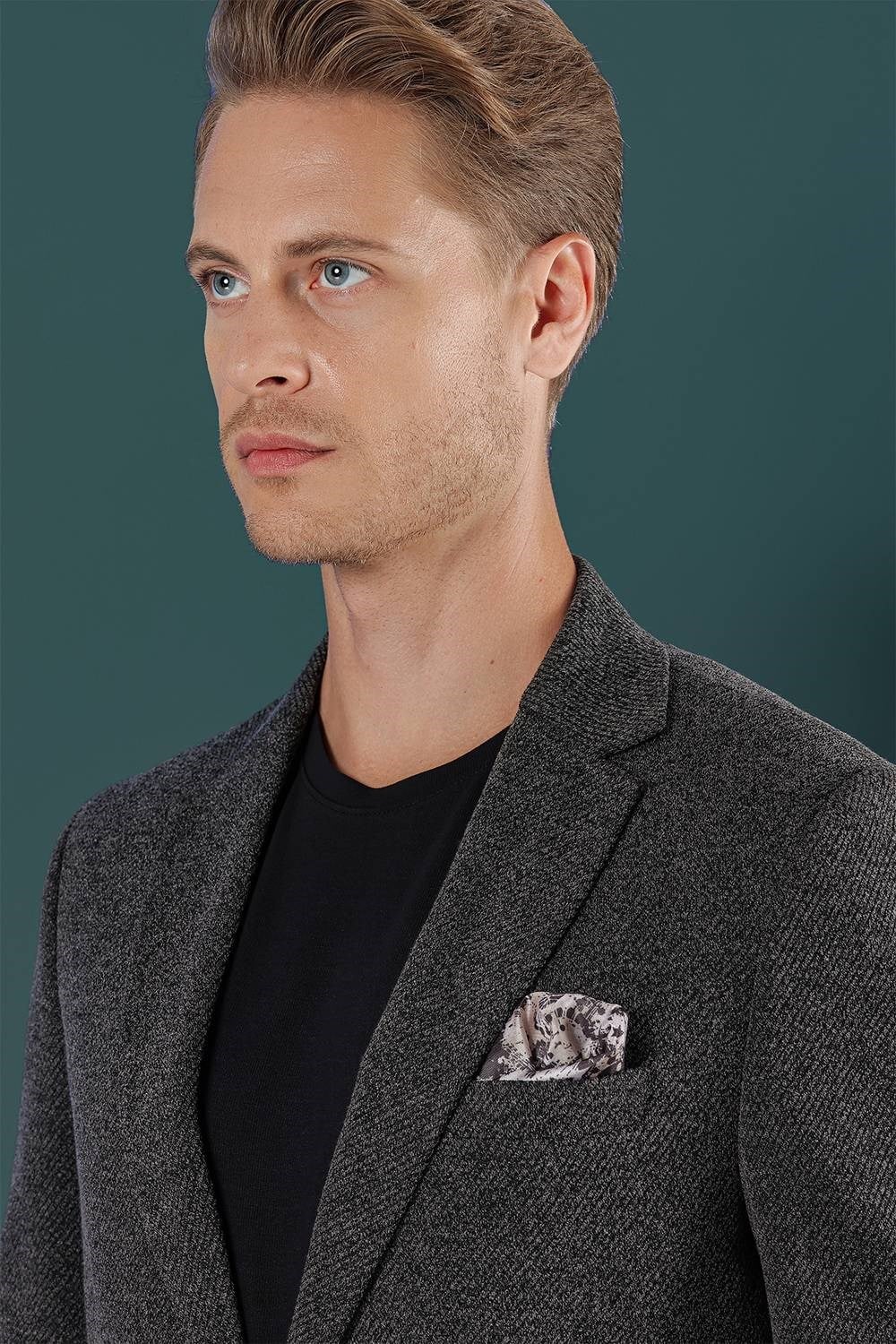 Slim Fit Çift Yırtmaç Kırçıllı Dokuma Esnek Yünlü Siyah Ceket C 653