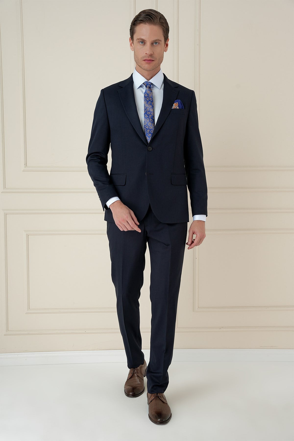 Slim Fit Çift Yırtmaç Mono Yaka Klasik Lacivert Takım Elbise Tk 912