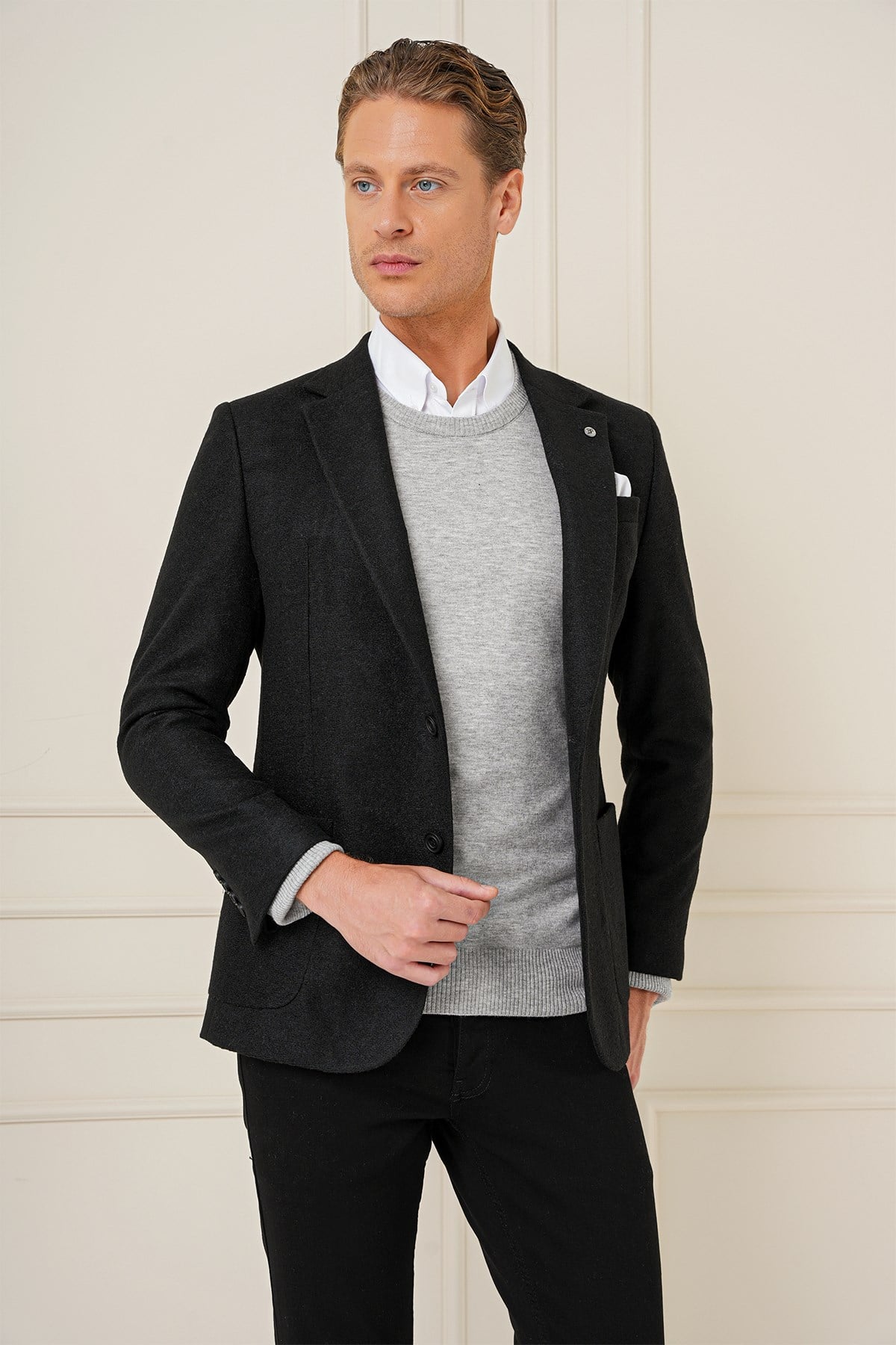 Slim Fit Çift Yırtmaç Torba Cepli %100 Yün Siyah Ceket C 689