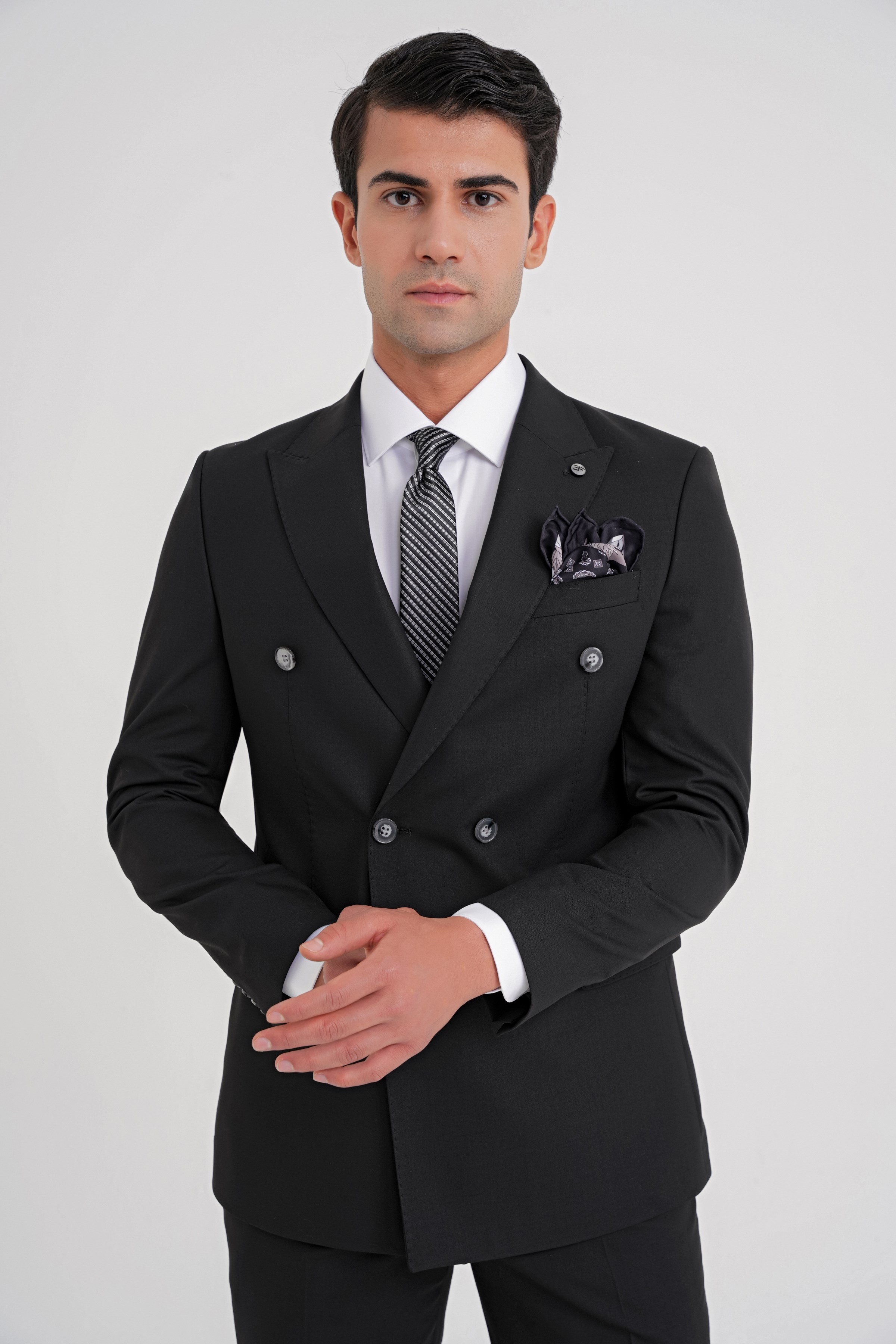 Slim Fit Çift Yırtmaç Yünlü Esnek Düz Siyah Kruvaze Takım Elbise TK 920