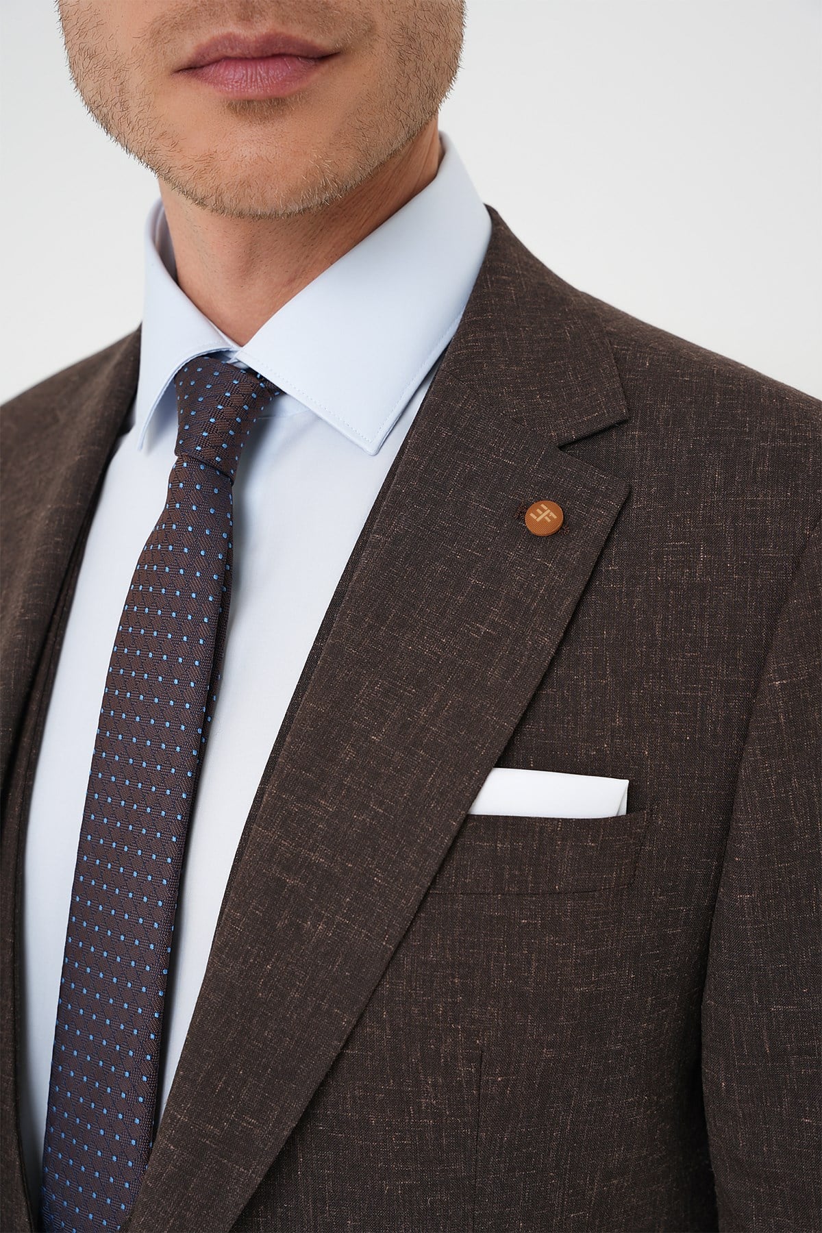 Slim Fit Çift Yırtmaç Yünlü Yelekli Klasik Kahverengi Takım Elbise Tk 914