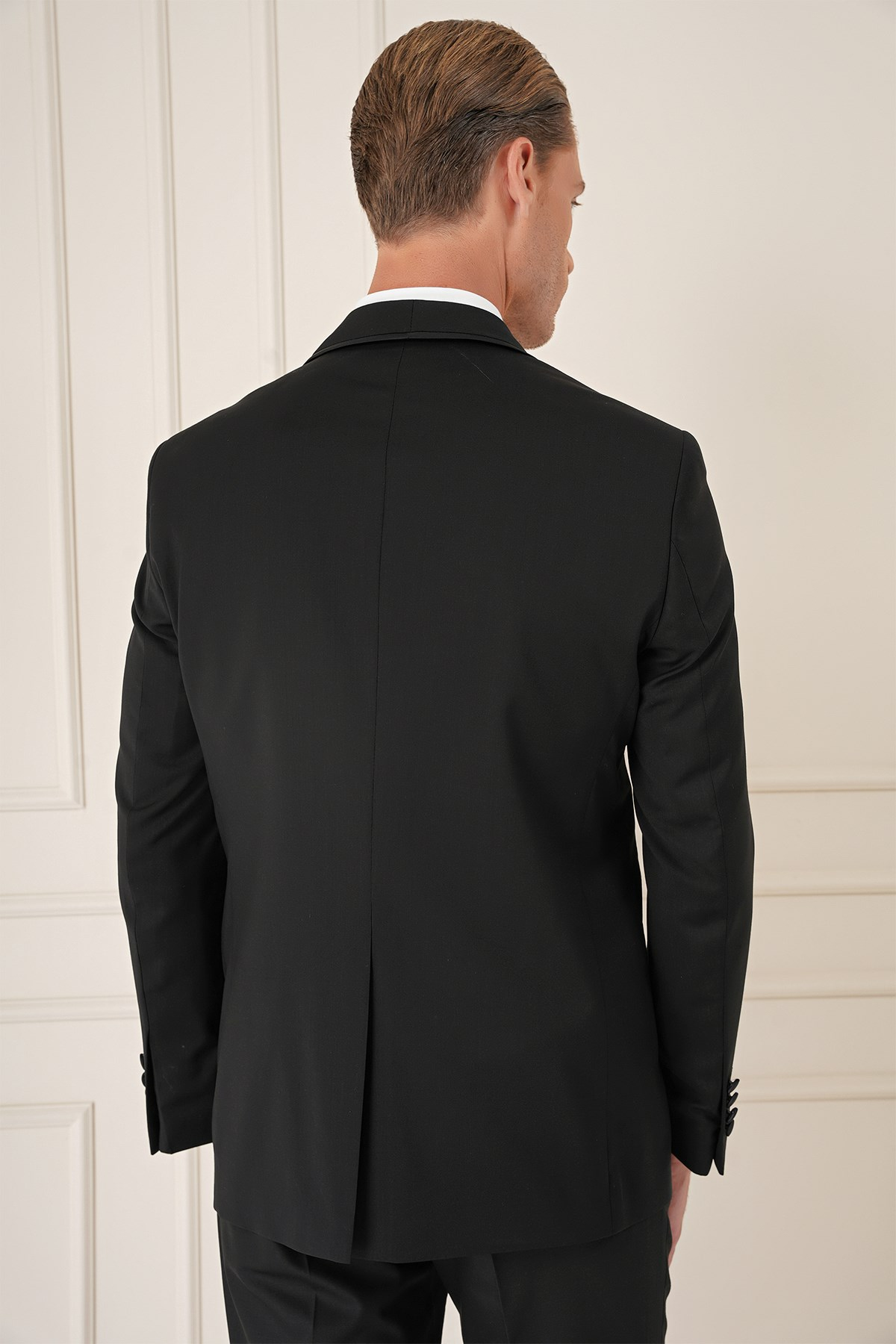 Slim Fit Çıkarılabilir Saten Yaka Cerutti Kumaş Yelekli Siyah Damatlık Smokin Takım Black 078