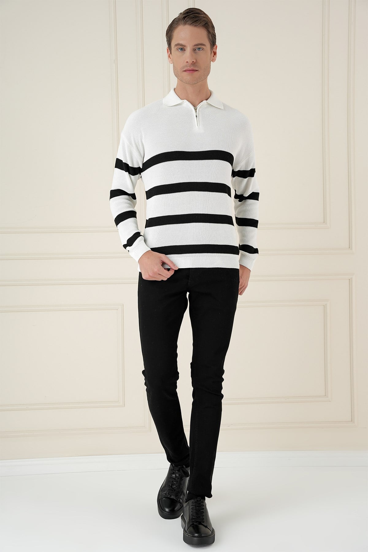 Slim Fit Çizgili Fermuarlı Polo Yaka Ekru Triko Kazak TR 877