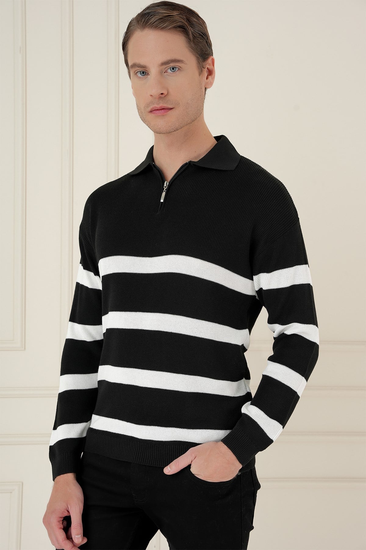 Slim Fit Çizgili Fermuarlı Polo Yaka Siyah Triko Kazak TR 877