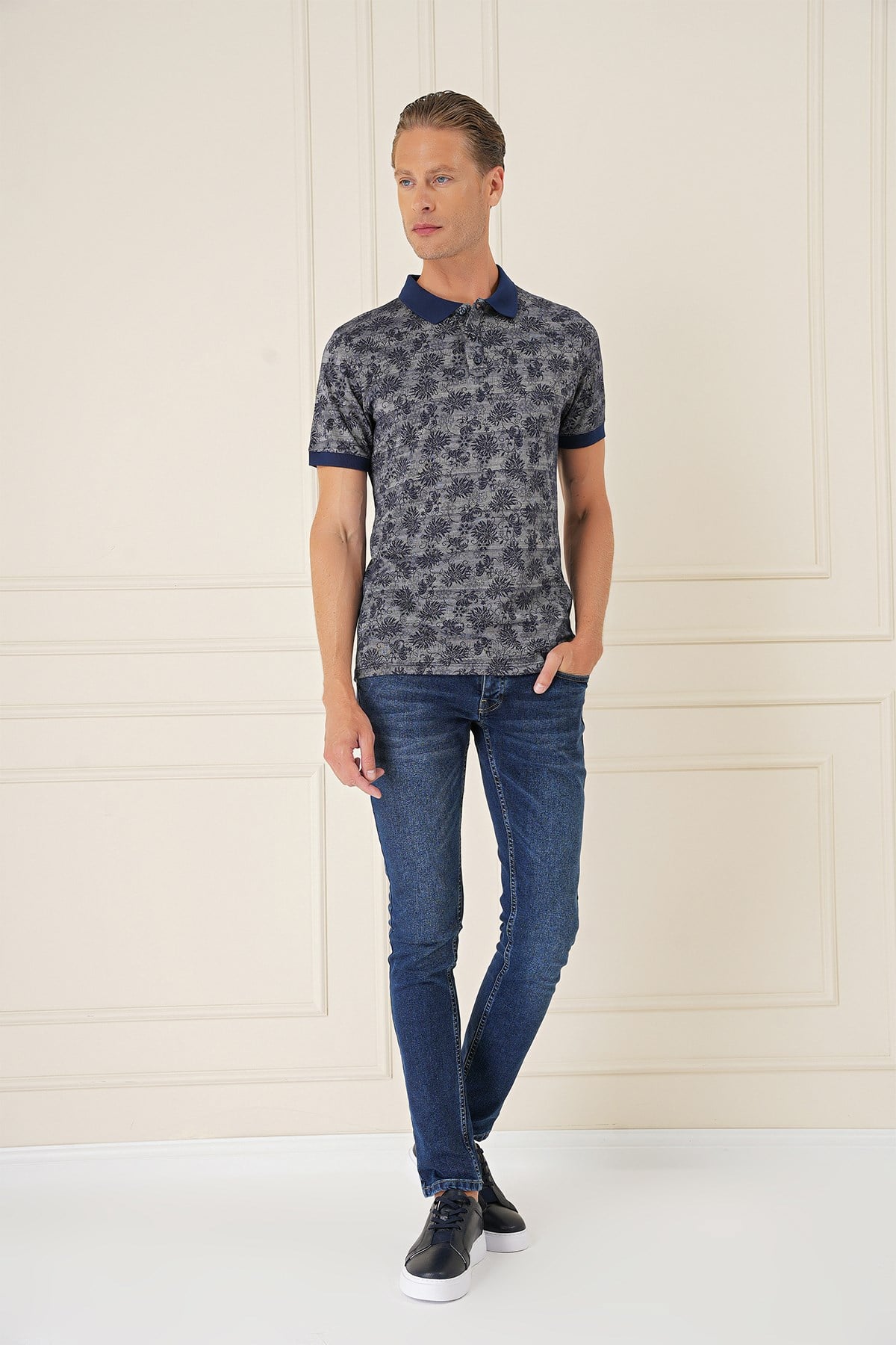 Slim Fit Dal Yaprak Desen Polo Yaka Pamuklu Lacivert Tişört Ts 884