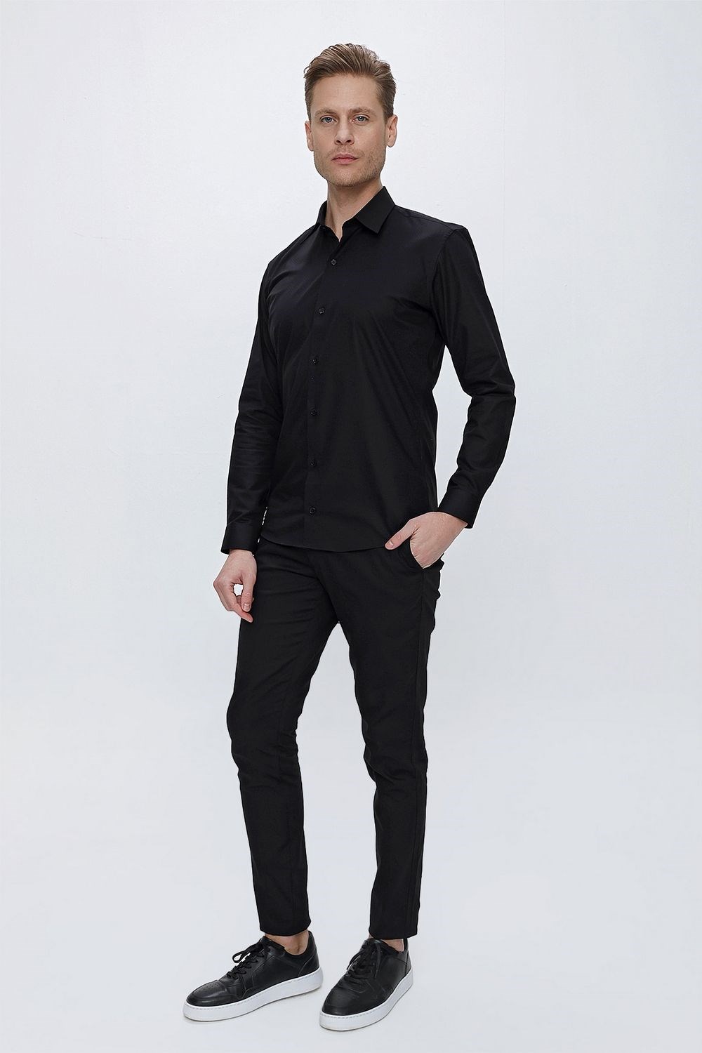 Slim Fit Doku Desenli %100 Pamuk Siyah Gömlek GK 665