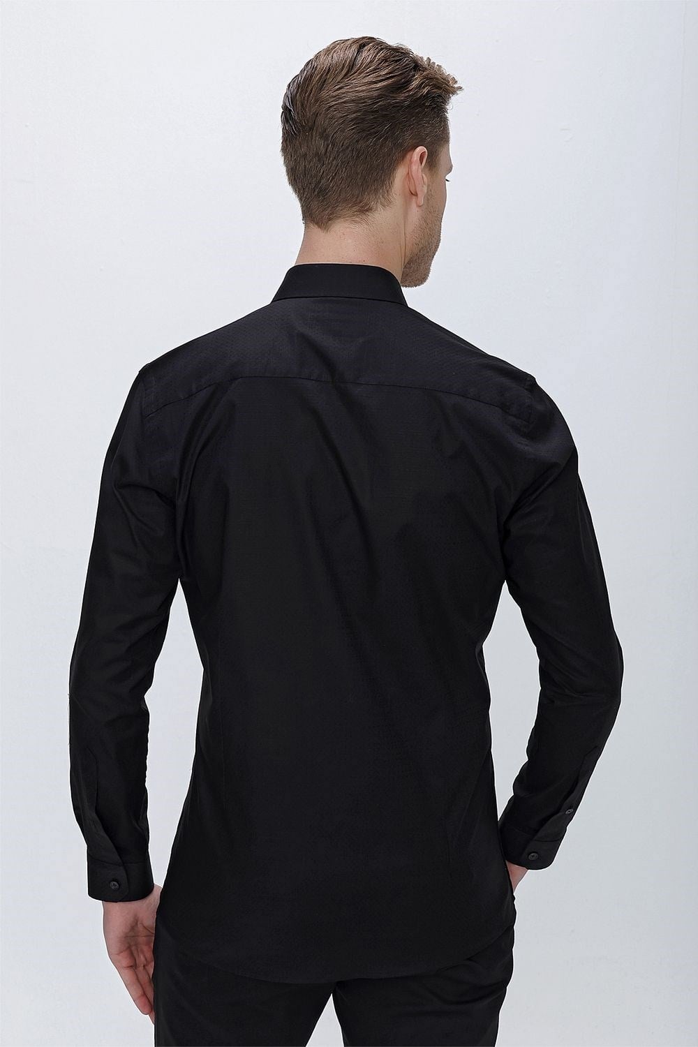 Slim Fit Doku Desenli %100 Pamuk Siyah Gömlek GK 665