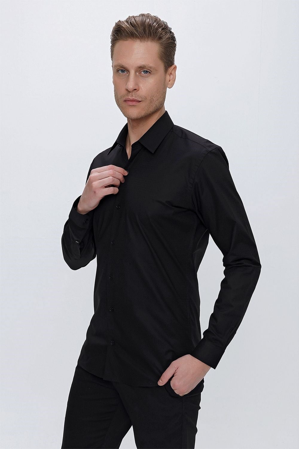 Slim Fit Doku Desenli %100 Pamuk Siyah Gömlek GK 665