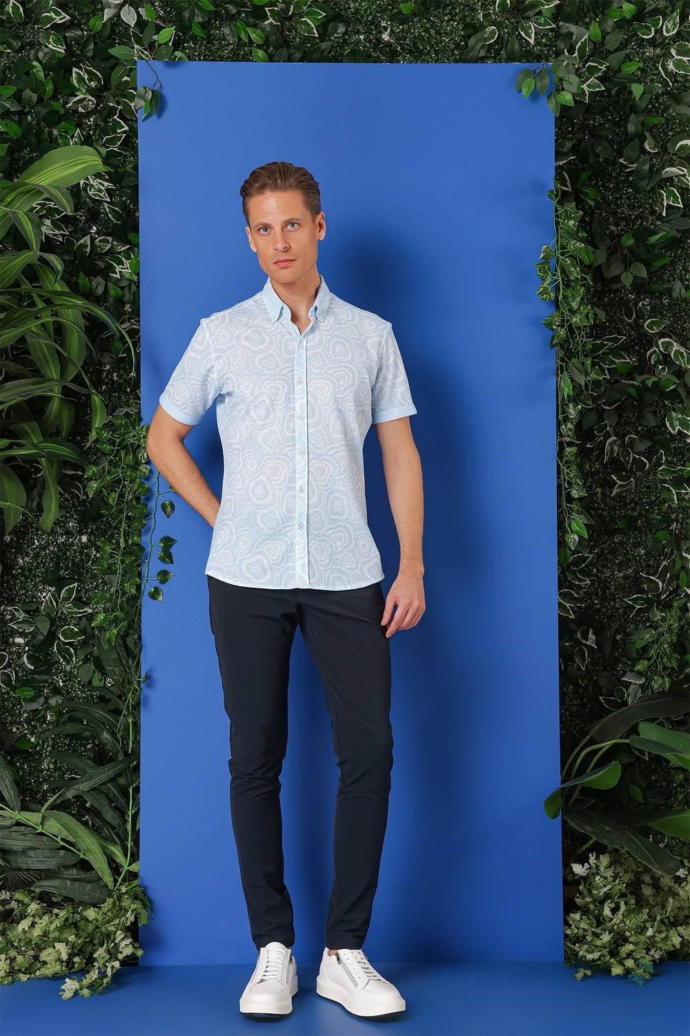 Slim Fit Düğmeli Yaka Desenli Kısa Kollu Pamuk Mavi Gömlek G 1503
